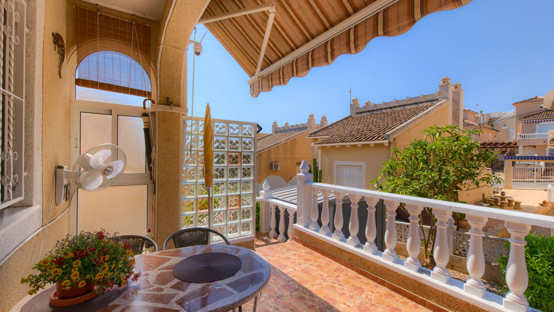 Wederverkoop - Villa - Villamartin - blue lagoon