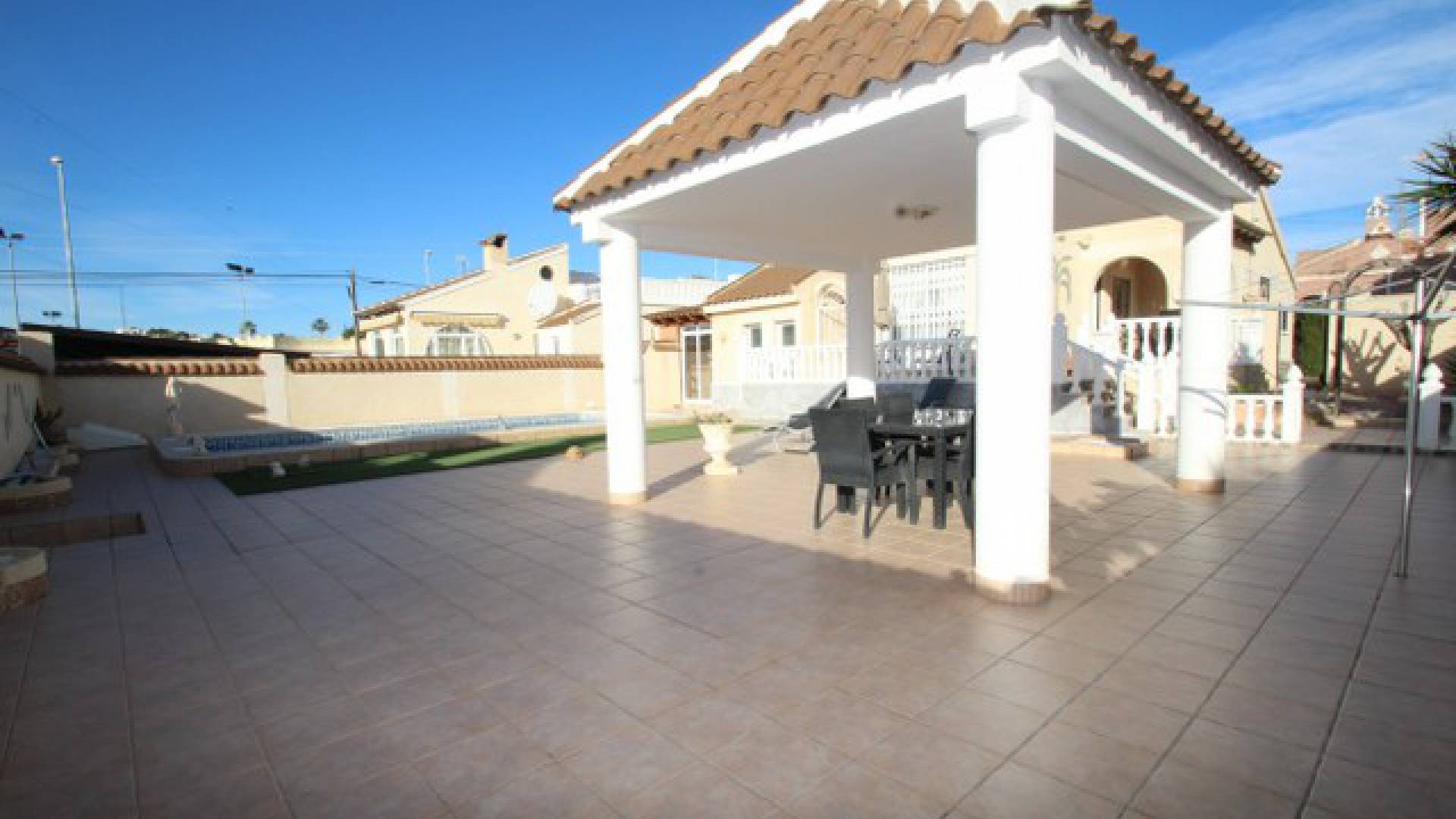 Wederverkoop - Villa - Villamartin - eagles nest