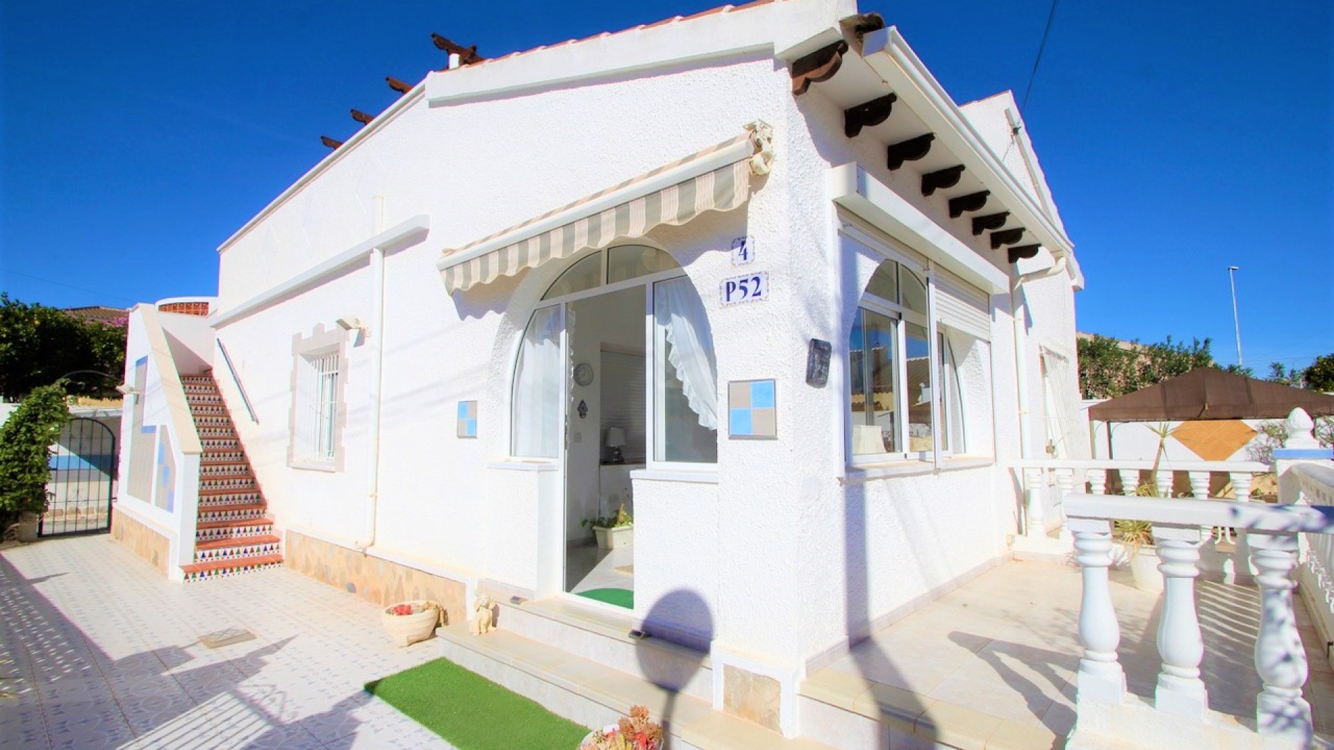 Wederverkoop - Villa - Villamartin - eagles nest