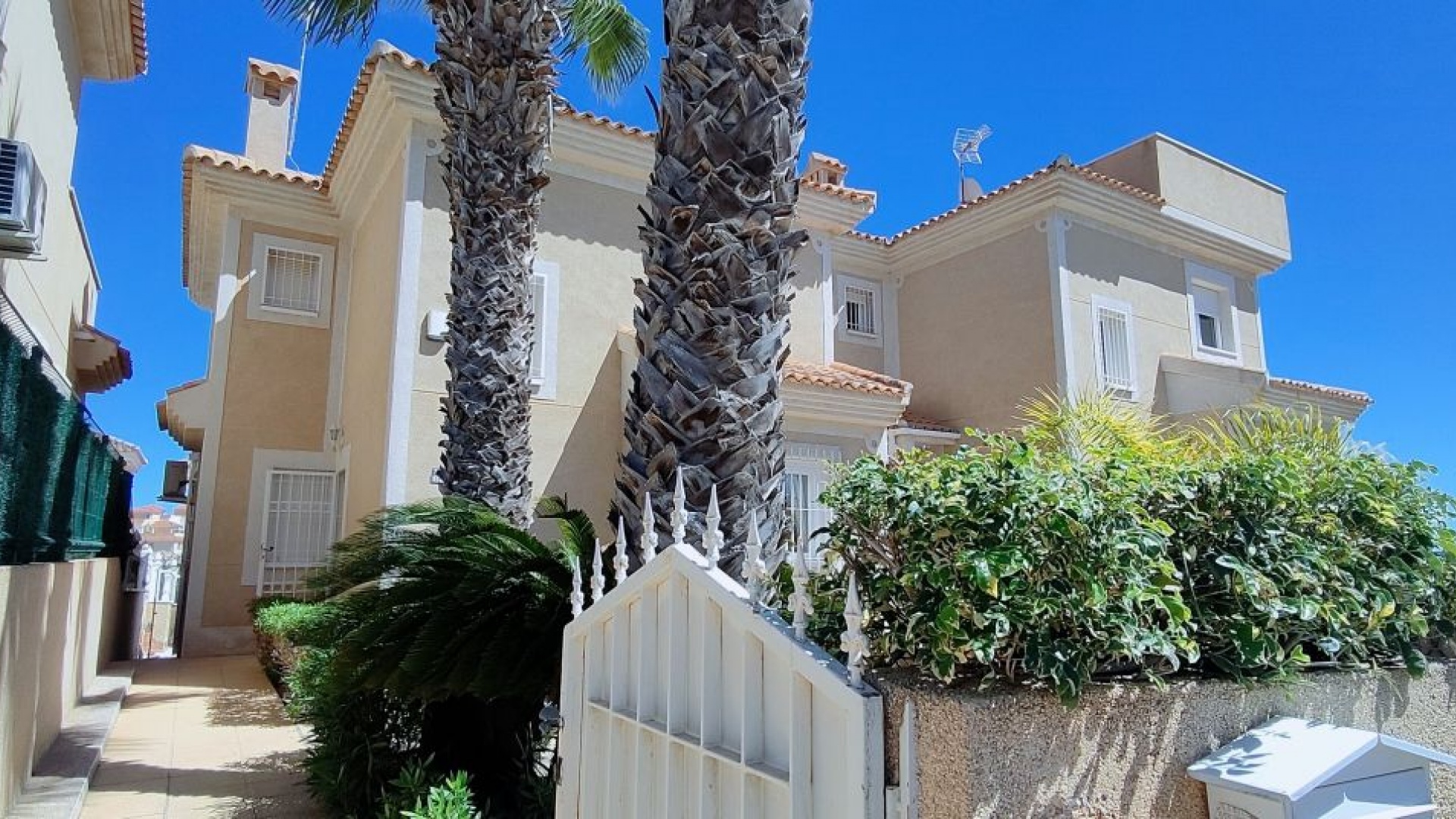 Wederverkoop - Villa - Villamartin - El Galan