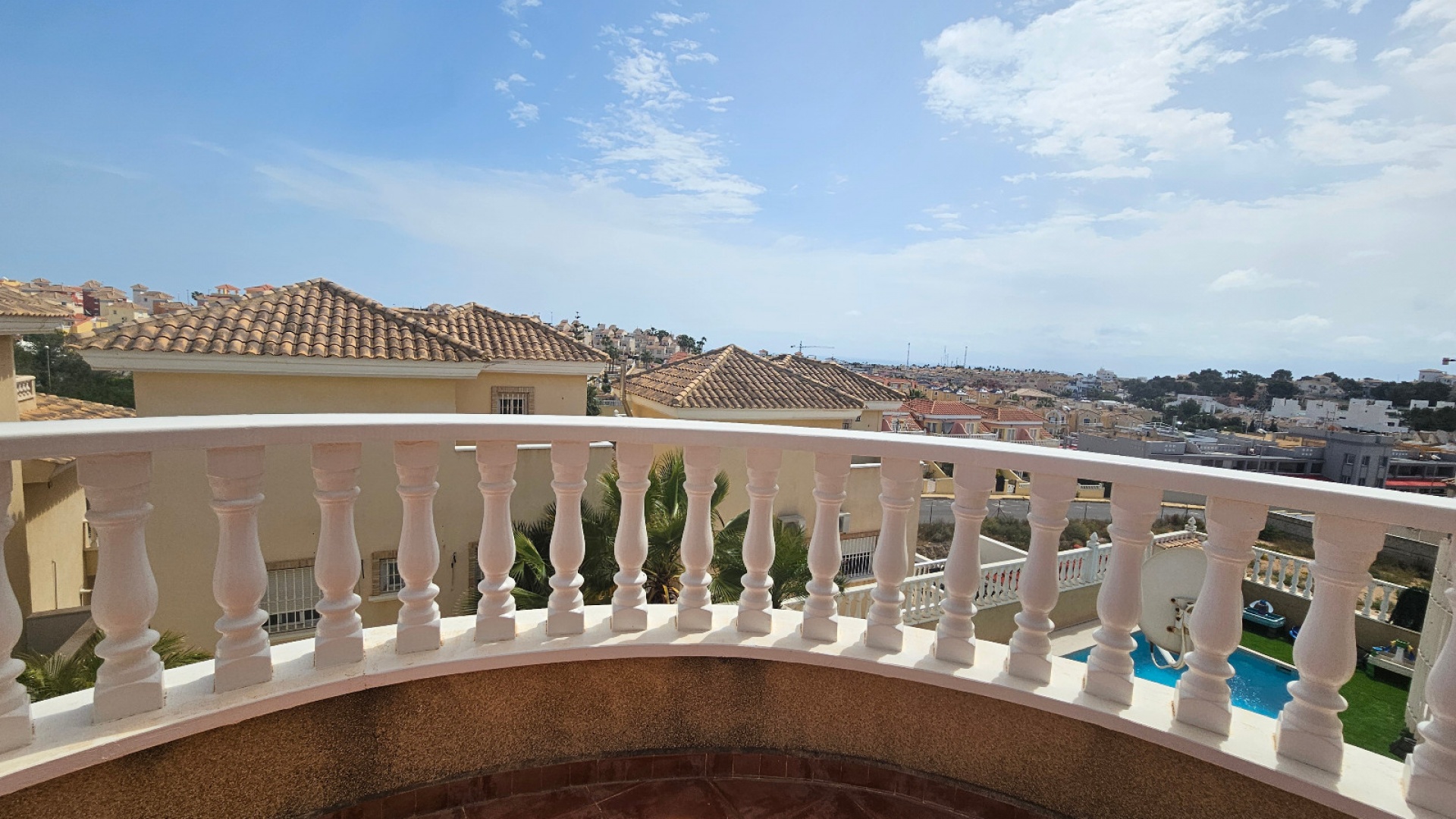 Wederverkoop - Villa - Villamartin - El Galan