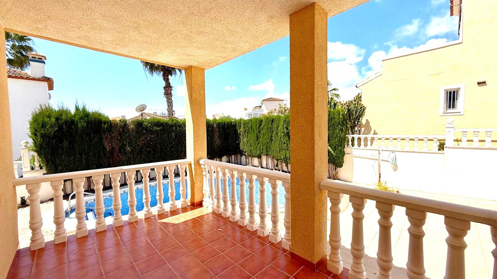 Wederverkoop - Villa - Villamartin - El Galan