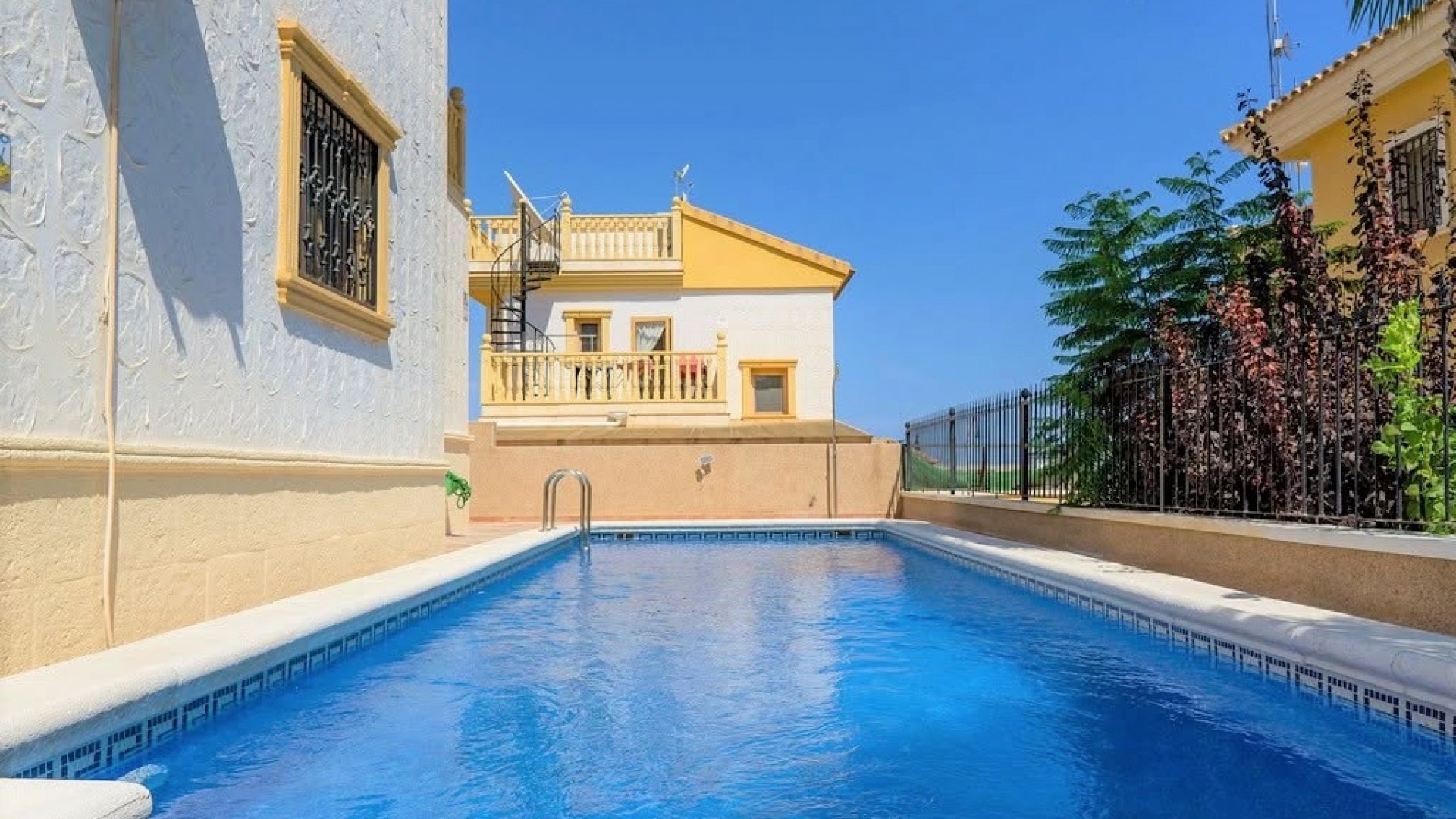 Wederverkoop - Villa - Villamartin - El Galan