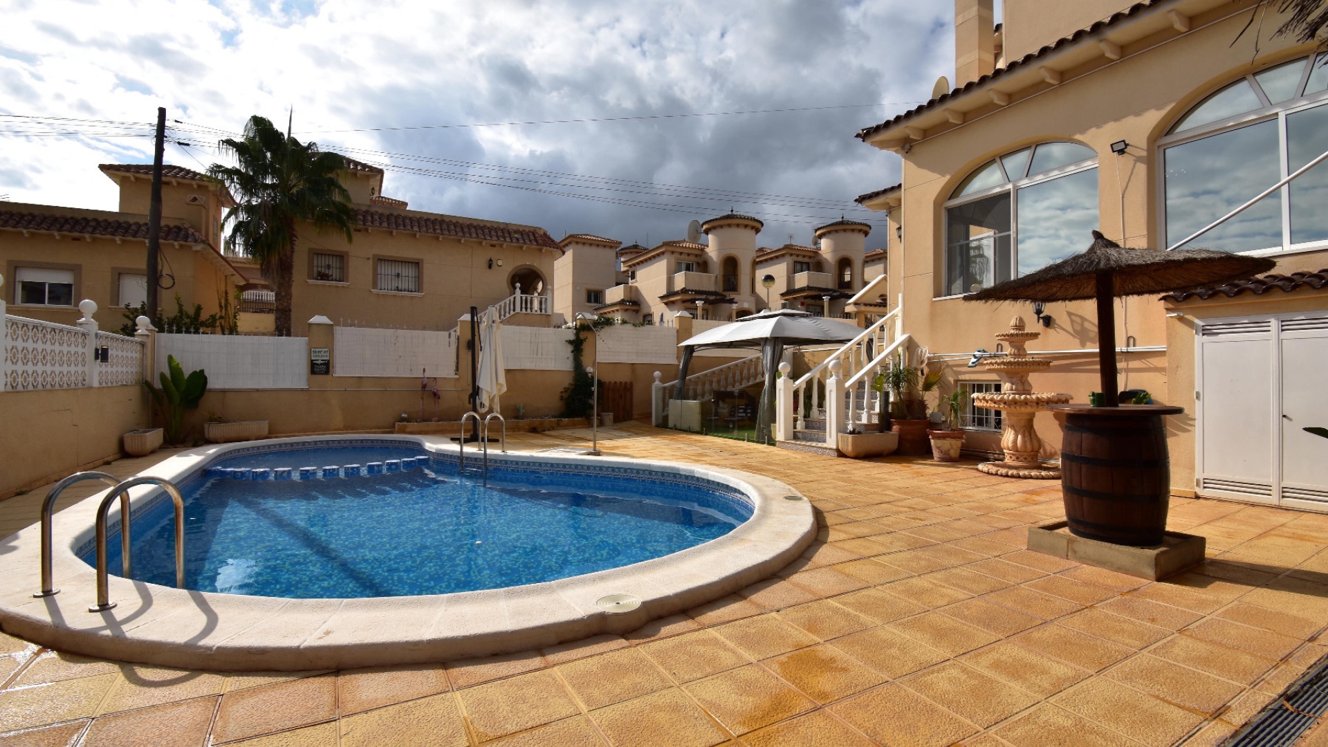 Wederverkoop - Villa - Villamartin - El Galan