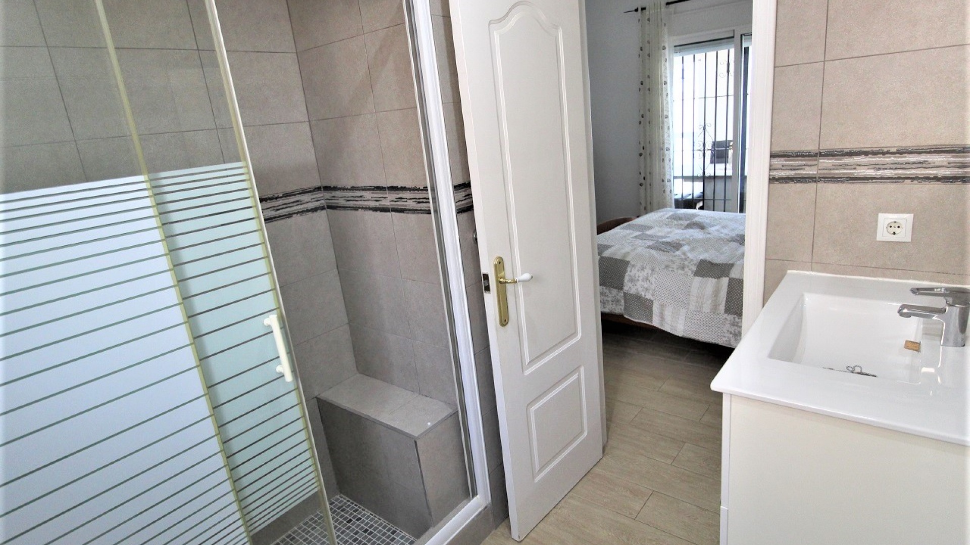 Wederverkoop - Villa - Villamartin - El Galan