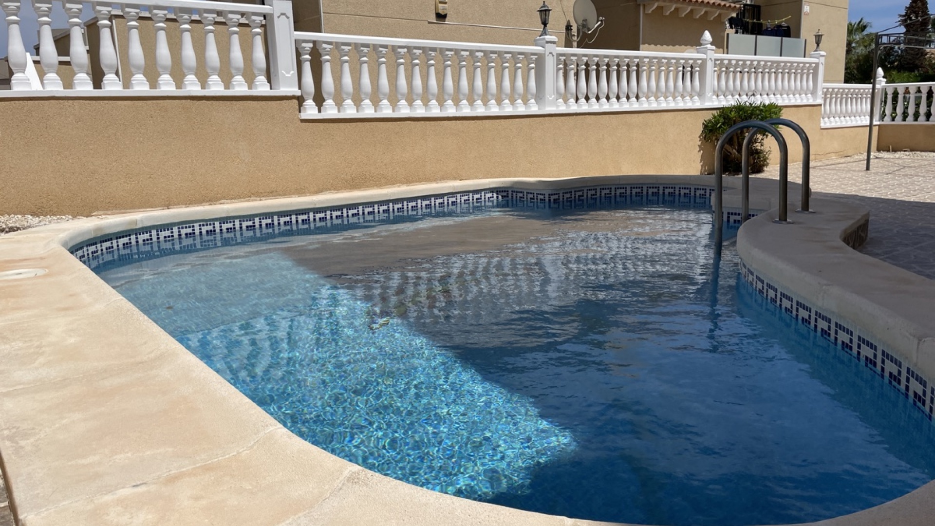 Wederverkoop - Villa - Villamartin - El Galan