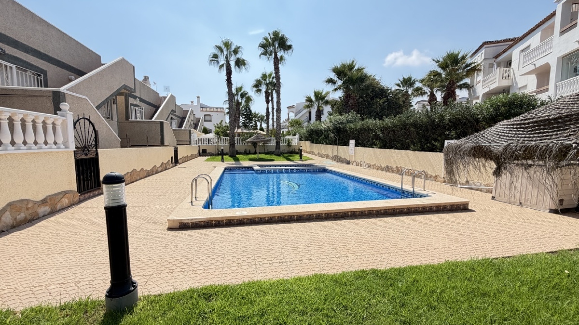 Wederverkoop - Villa - Villamartin - las violetas