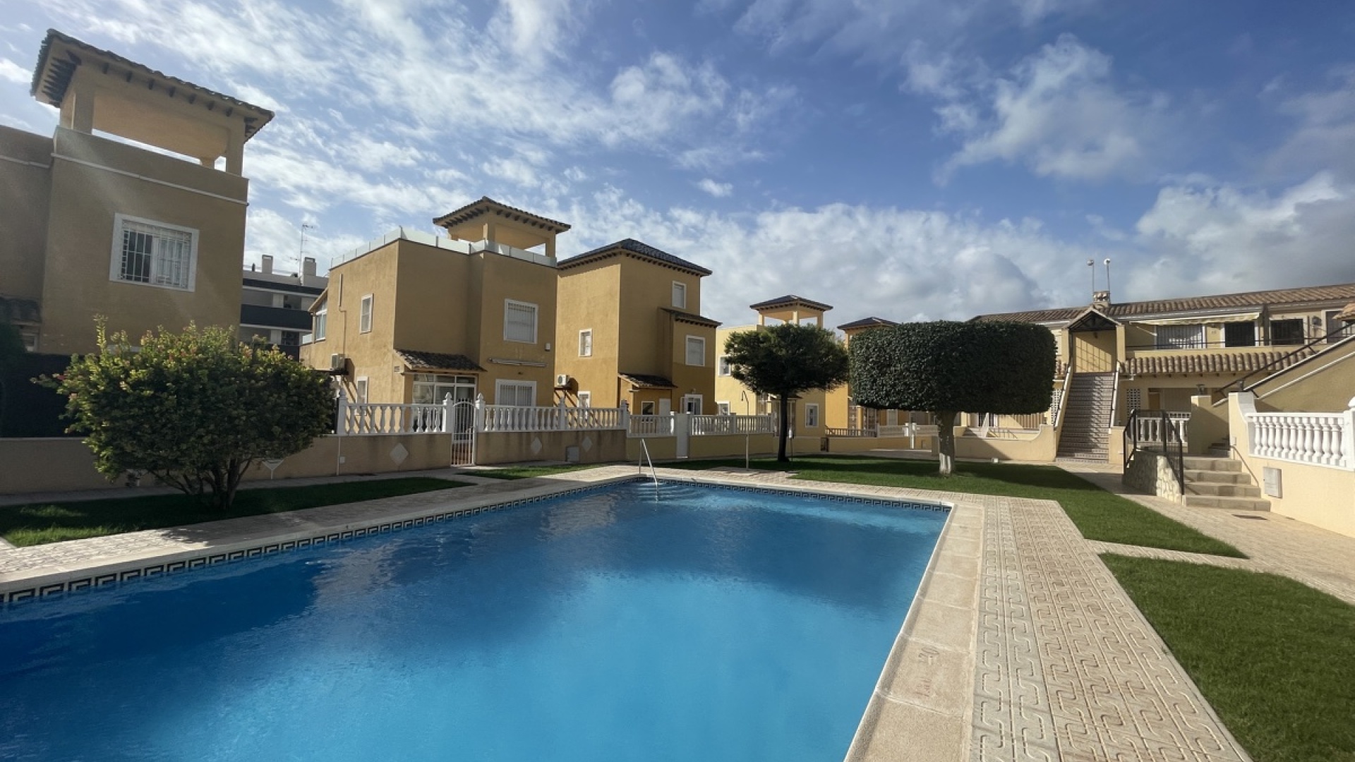 Wederverkoop - Villa - Villamartin - lomas del golf