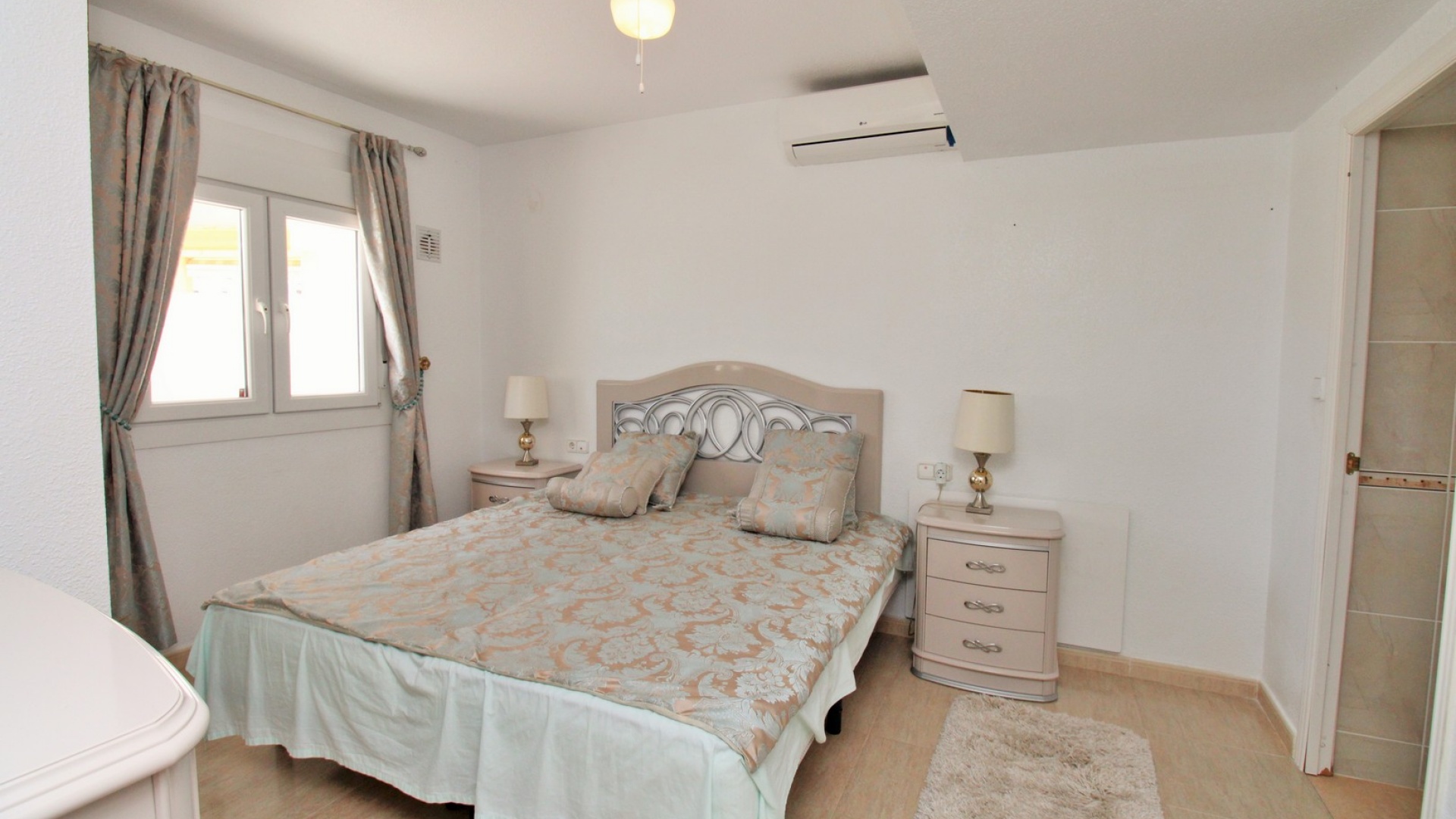 Wederverkoop - Villa - Villamartin - Los Dolses