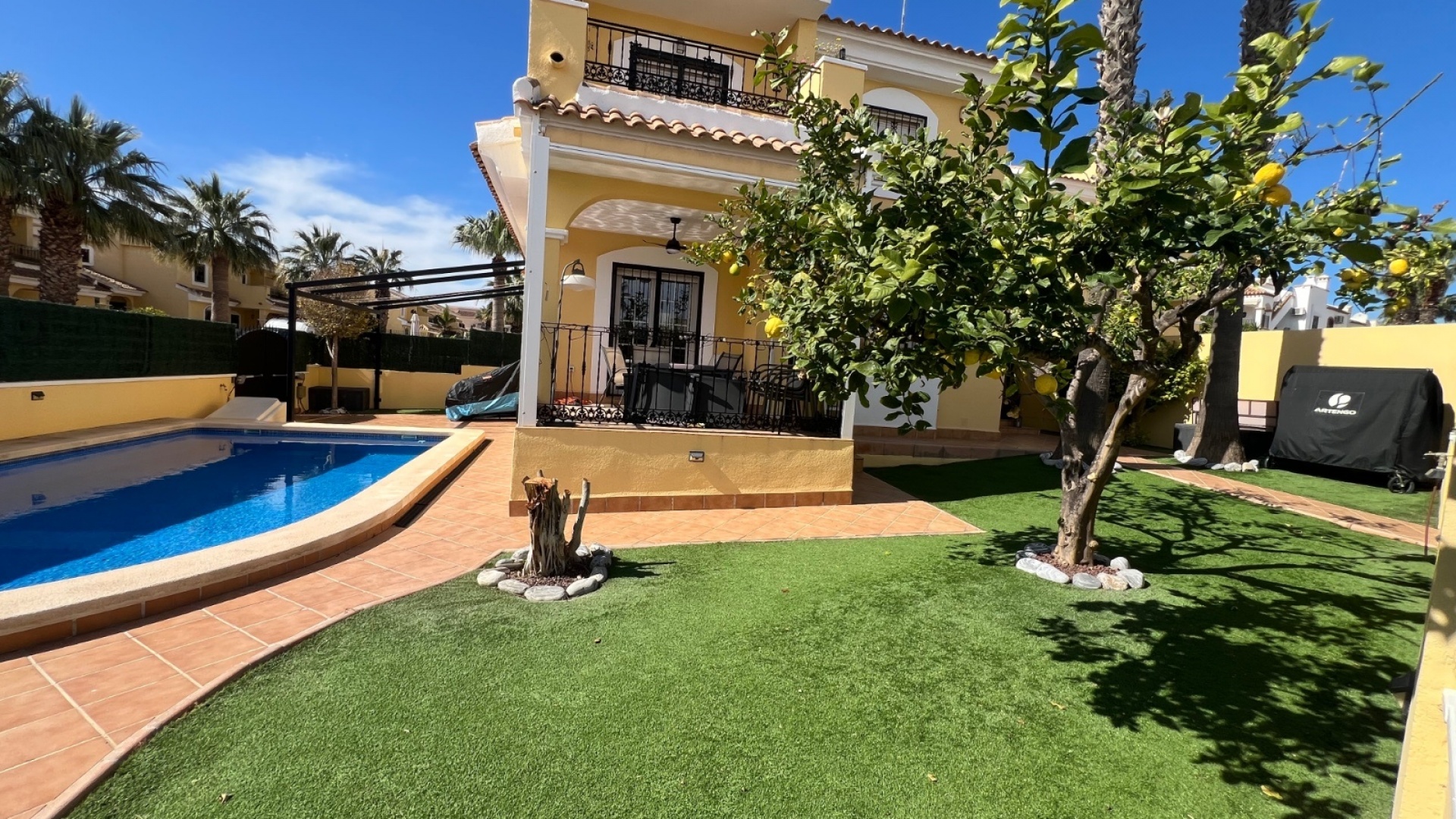 Wederverkoop - Villa - Villamartin - Los Dolses