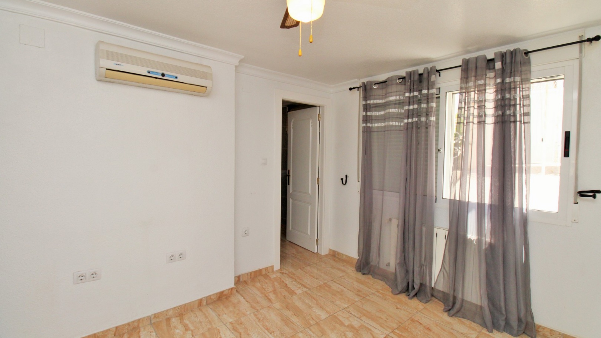 Wederverkoop - Villa - Villamartin - monte golf