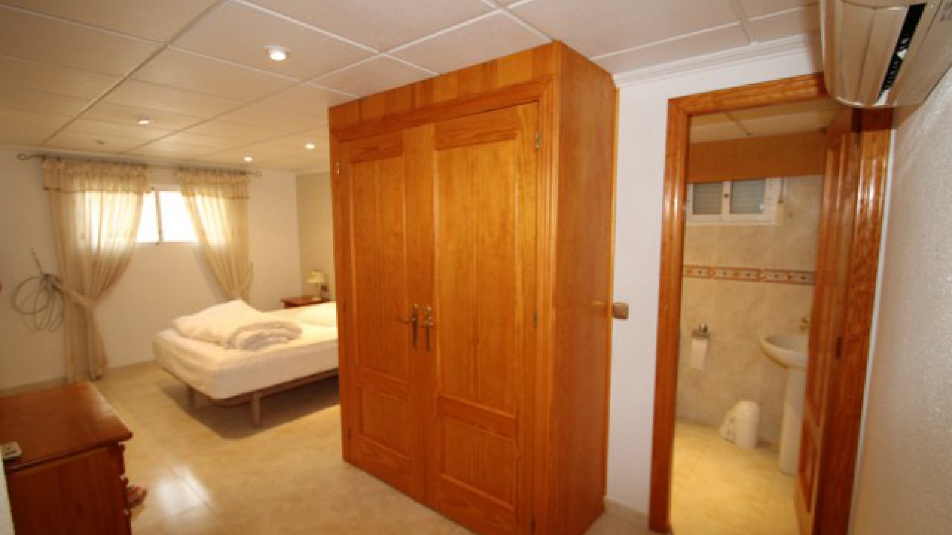 Wederverkoop - Villa - Villamartin - pinada golf