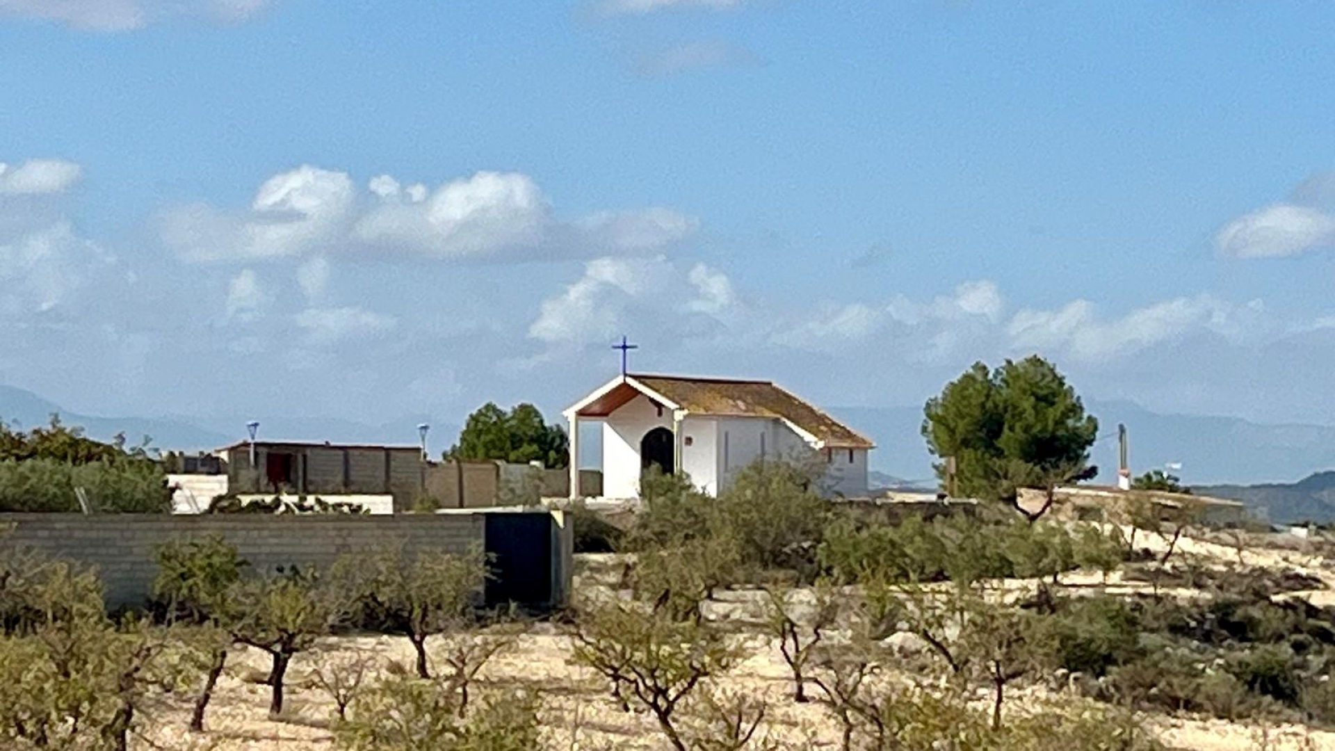 Wiederverkauf - Handlung - Bullas - Costa Calida