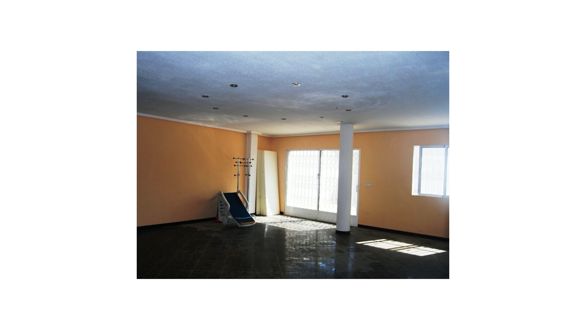 Wiederverkauf - Kommerziell - Torrevieja