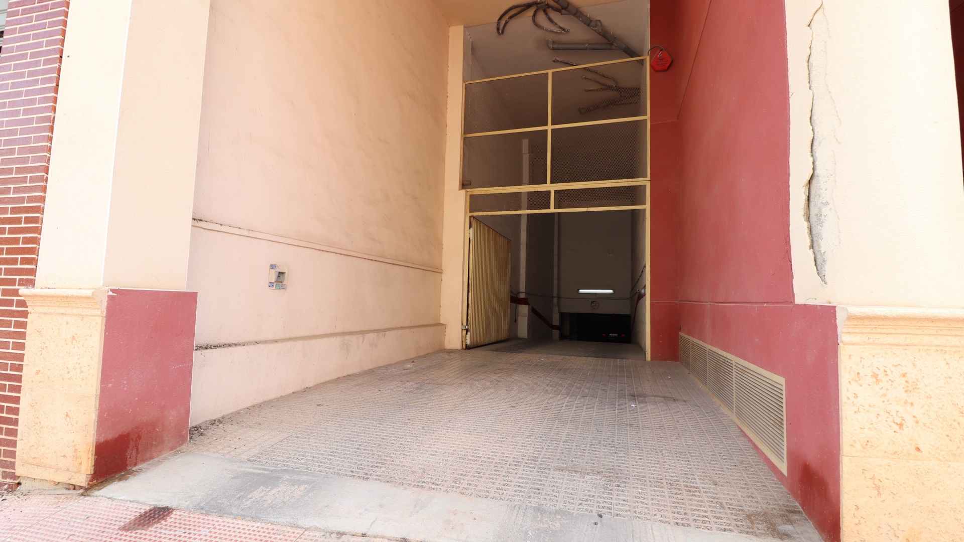 Wiederverkauf - Parkplatz - Rojales - Rojales - Village