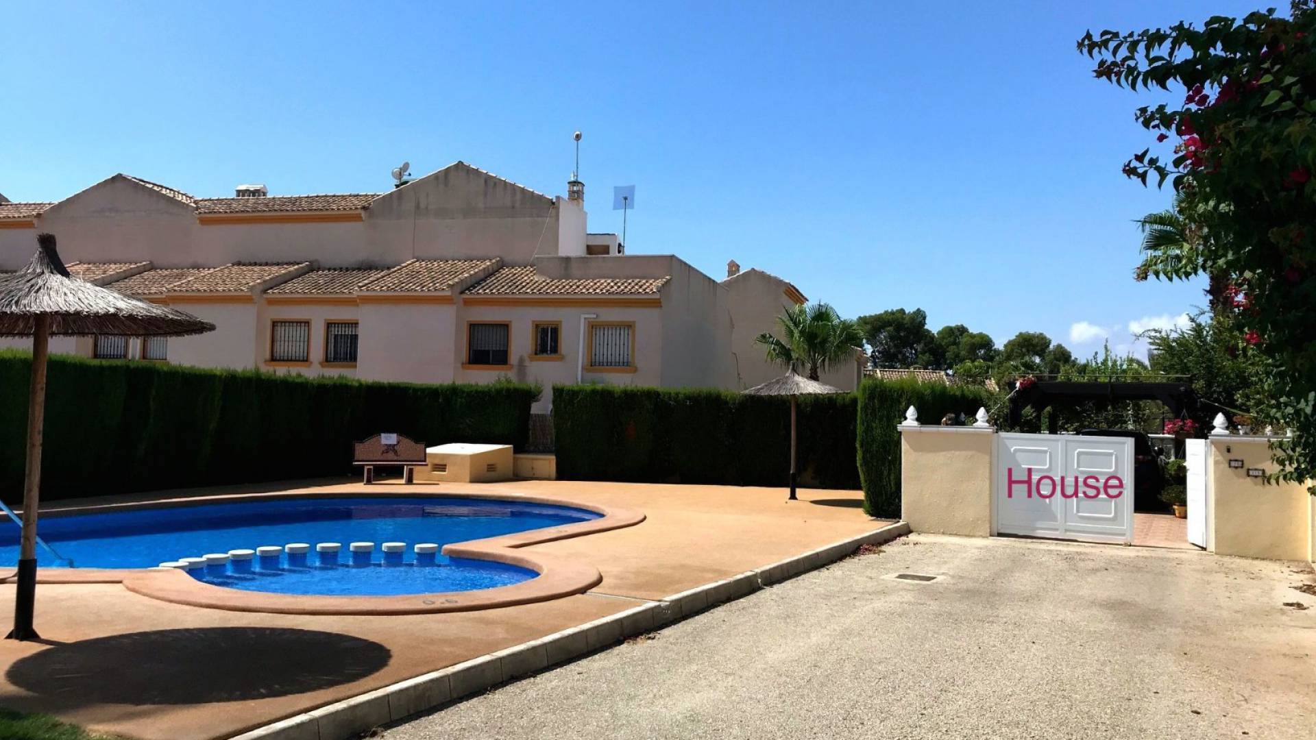 Wiederverkauf - Stadthaus - La Zenia - Res. Las Mañanitas