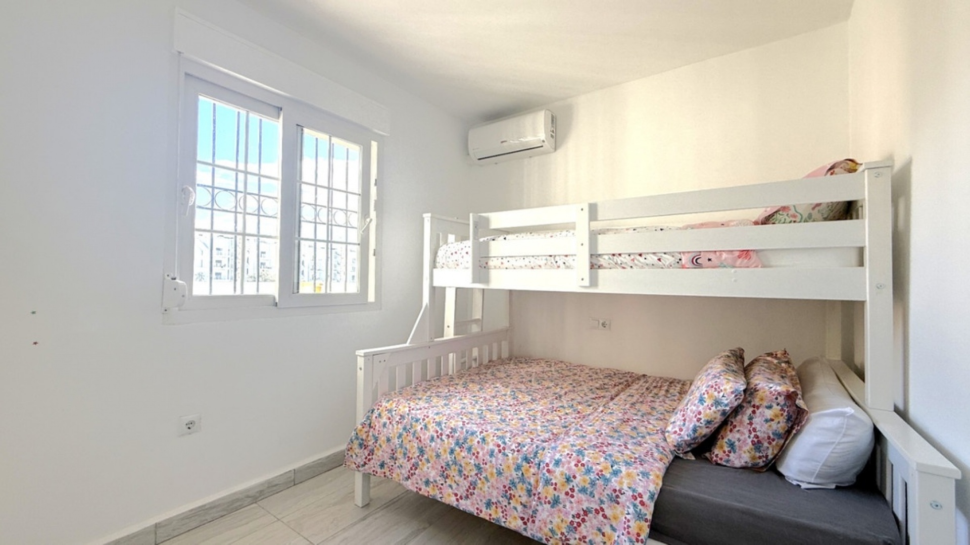 Wiederverkauf - Stadthaus - La Zenia