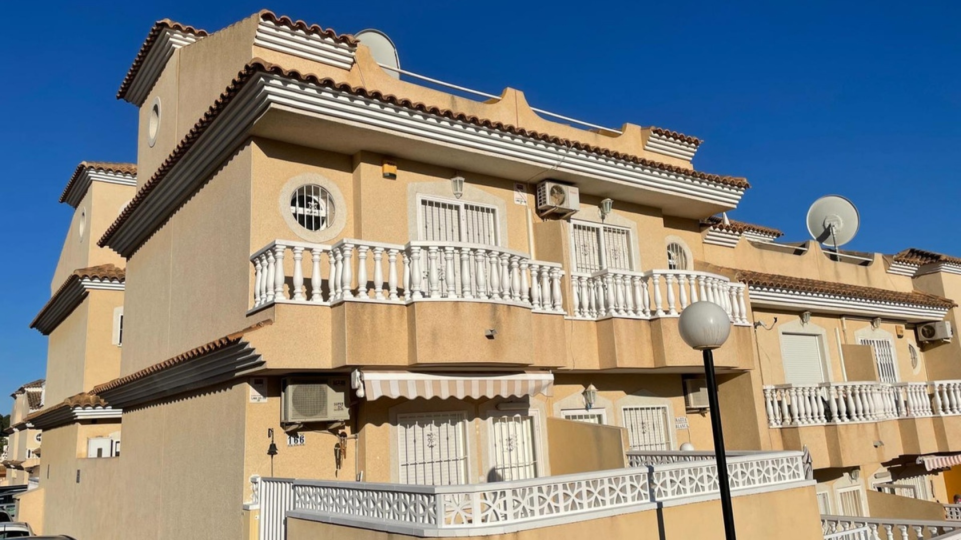 Wiederverkauf - Stadthaus - Orihuela - Villamartin
