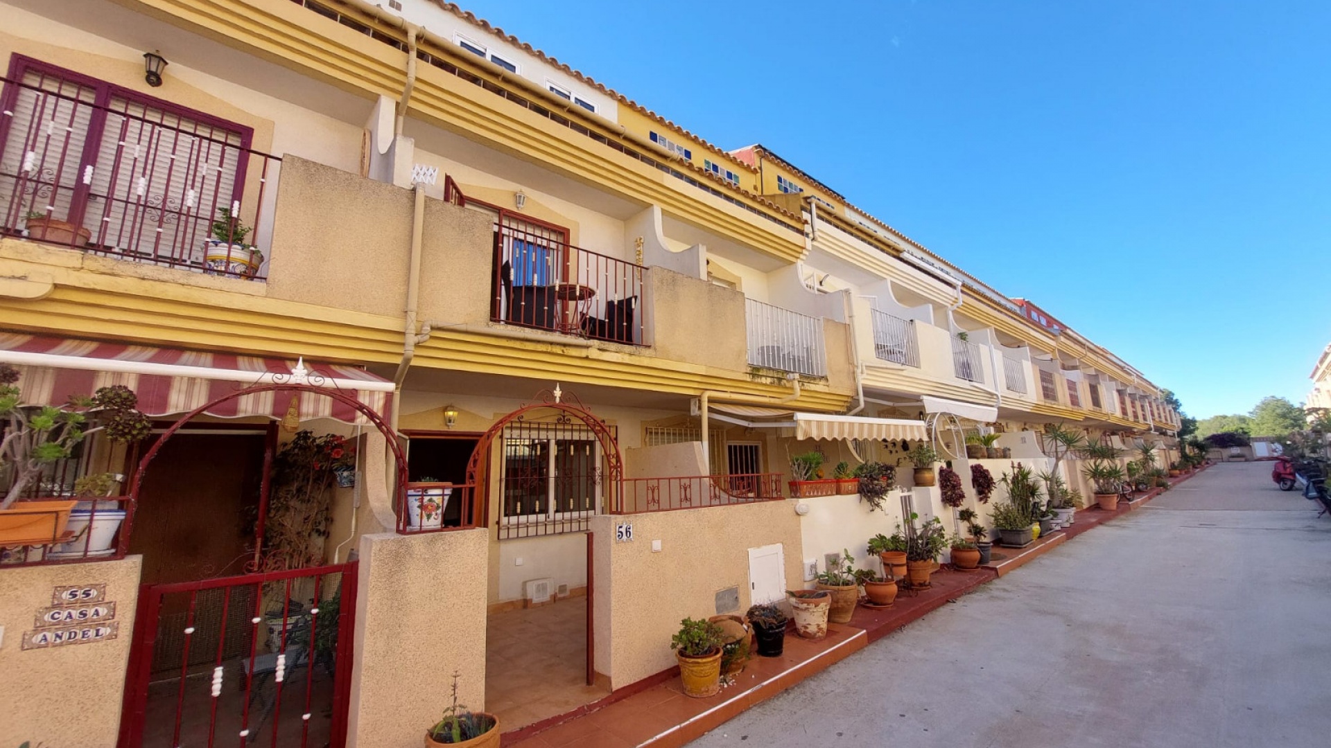 Wiederverkauf - Stadthaus - Playa Flamenca - amapolas