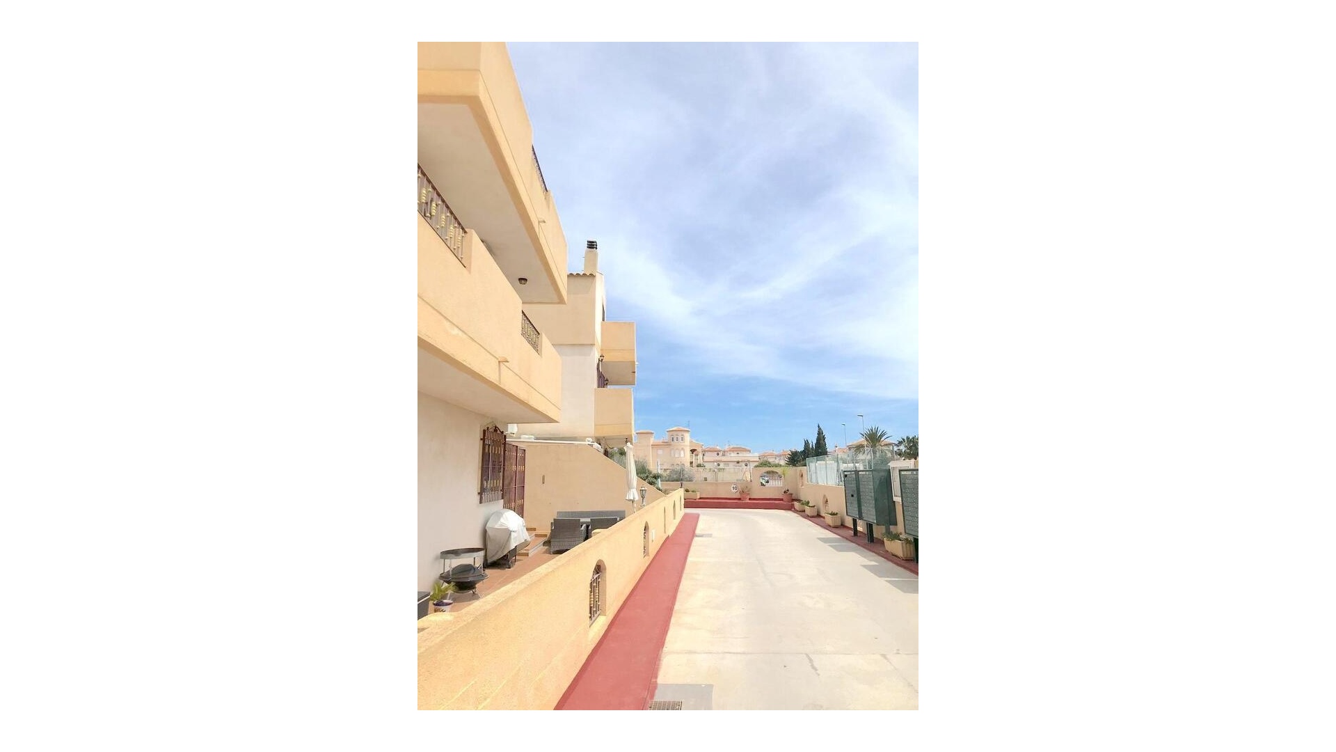 Wiederverkauf - Stadthaus - Playa Flamenca - amapolas