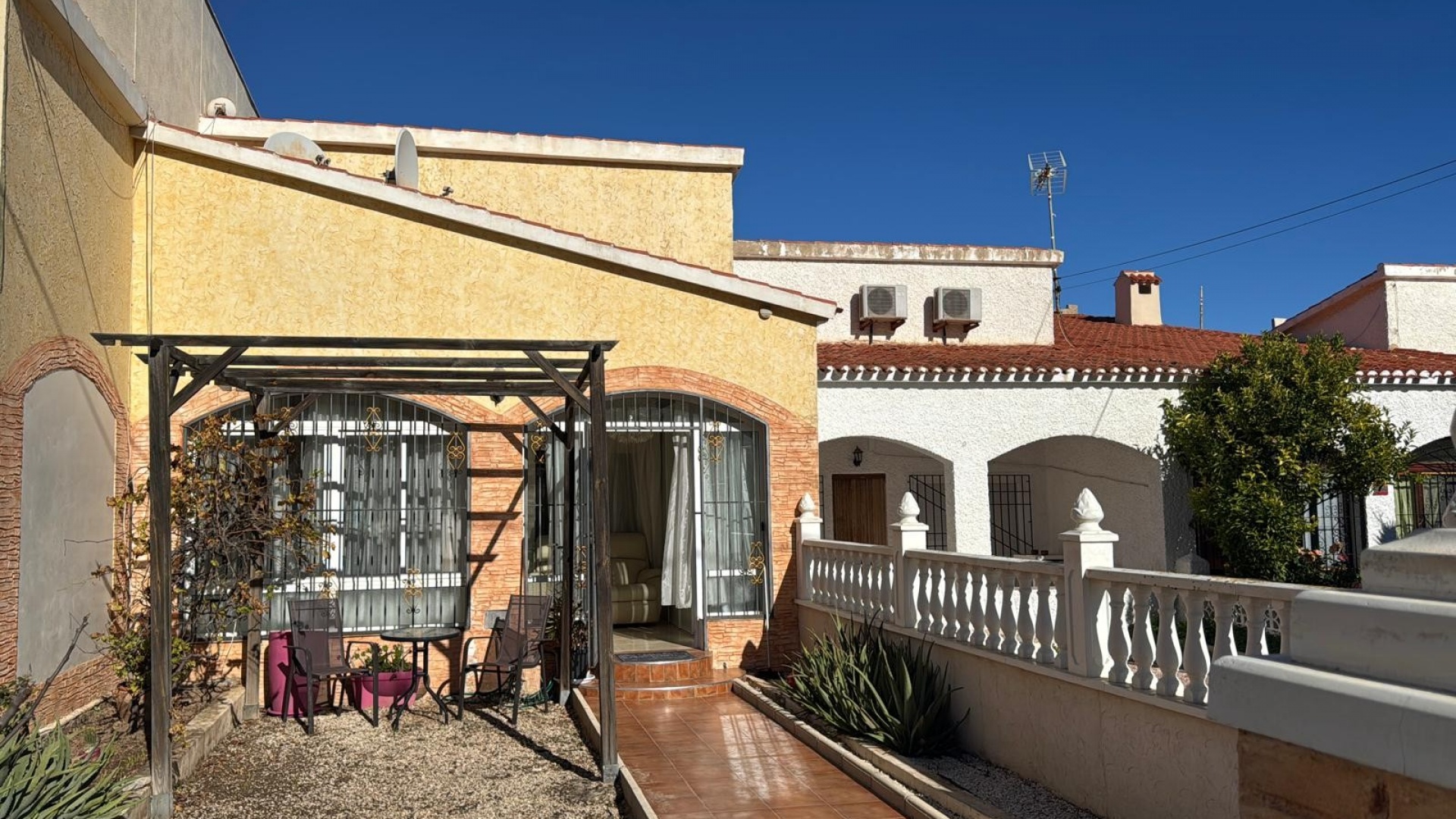 Wiederverkauf - Stadthaus - Punta Prima