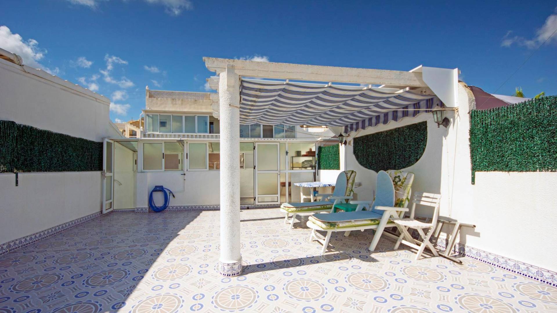 Wiederverkauf - Stadthaus - San Miguel de Salinas - balcon costa