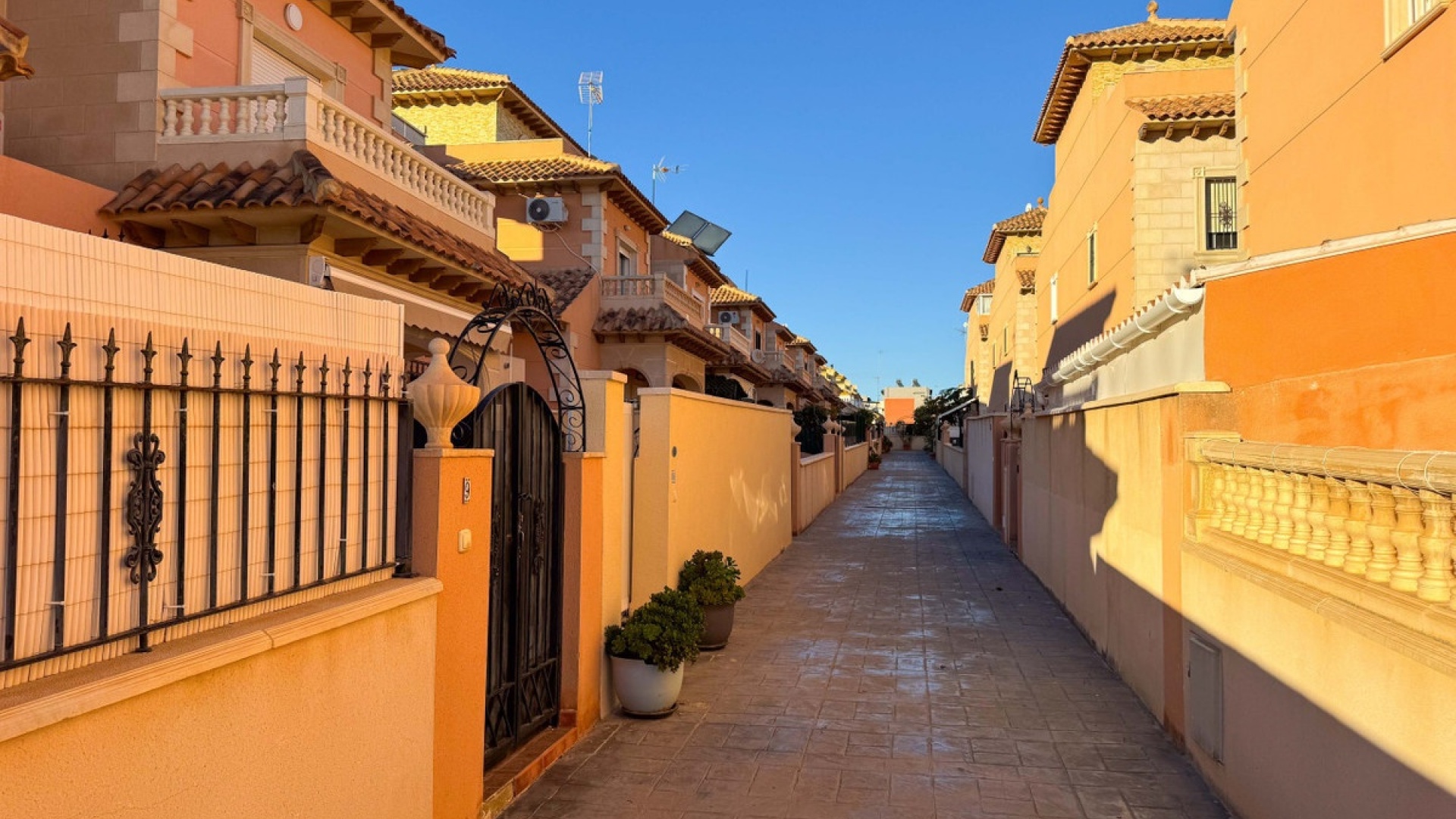 Wiederverkauf - Stadthaus - Torrevieja - Aguas Nuevas
