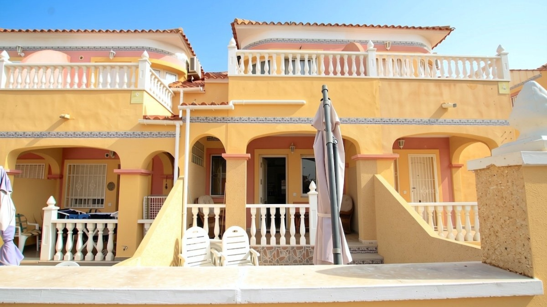 Wiederverkauf - Stadthaus - Villamartin - bosque de las lomas
