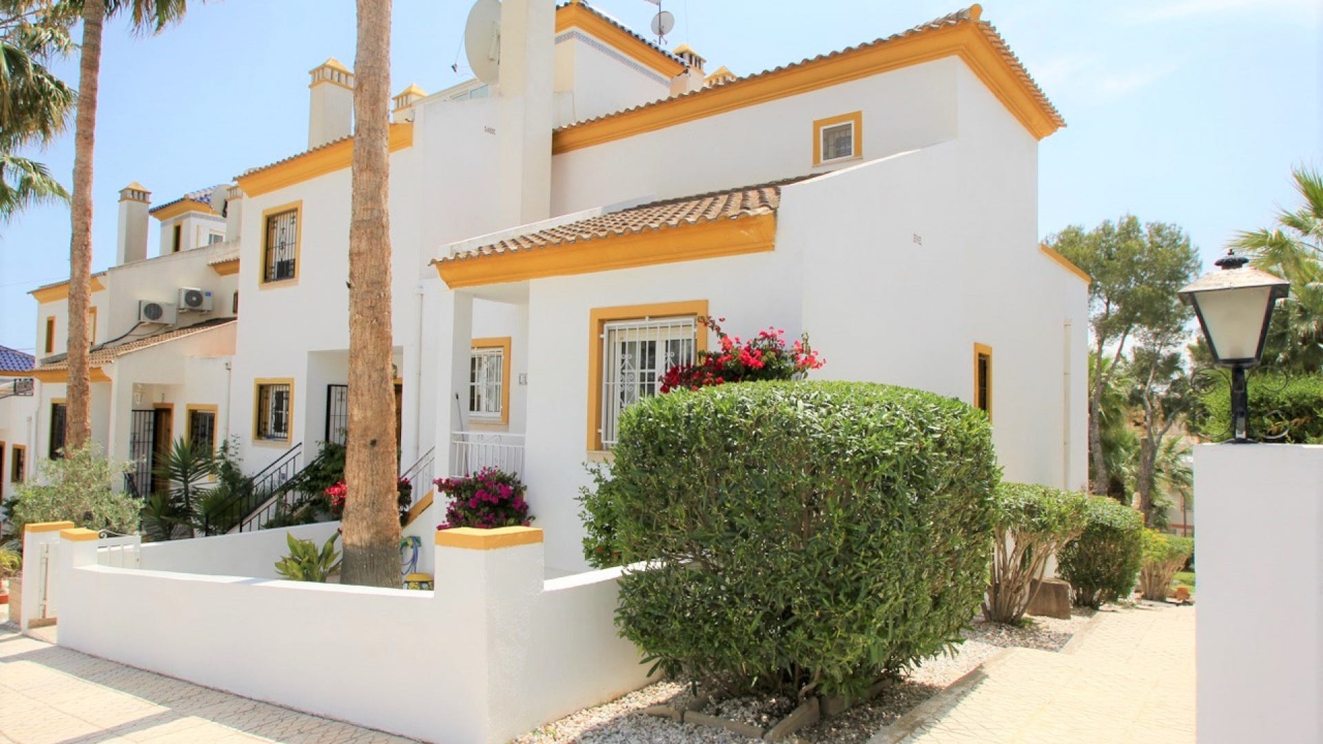 Wiederverkauf - Stadthaus - Villamartin - Res. Sevilla