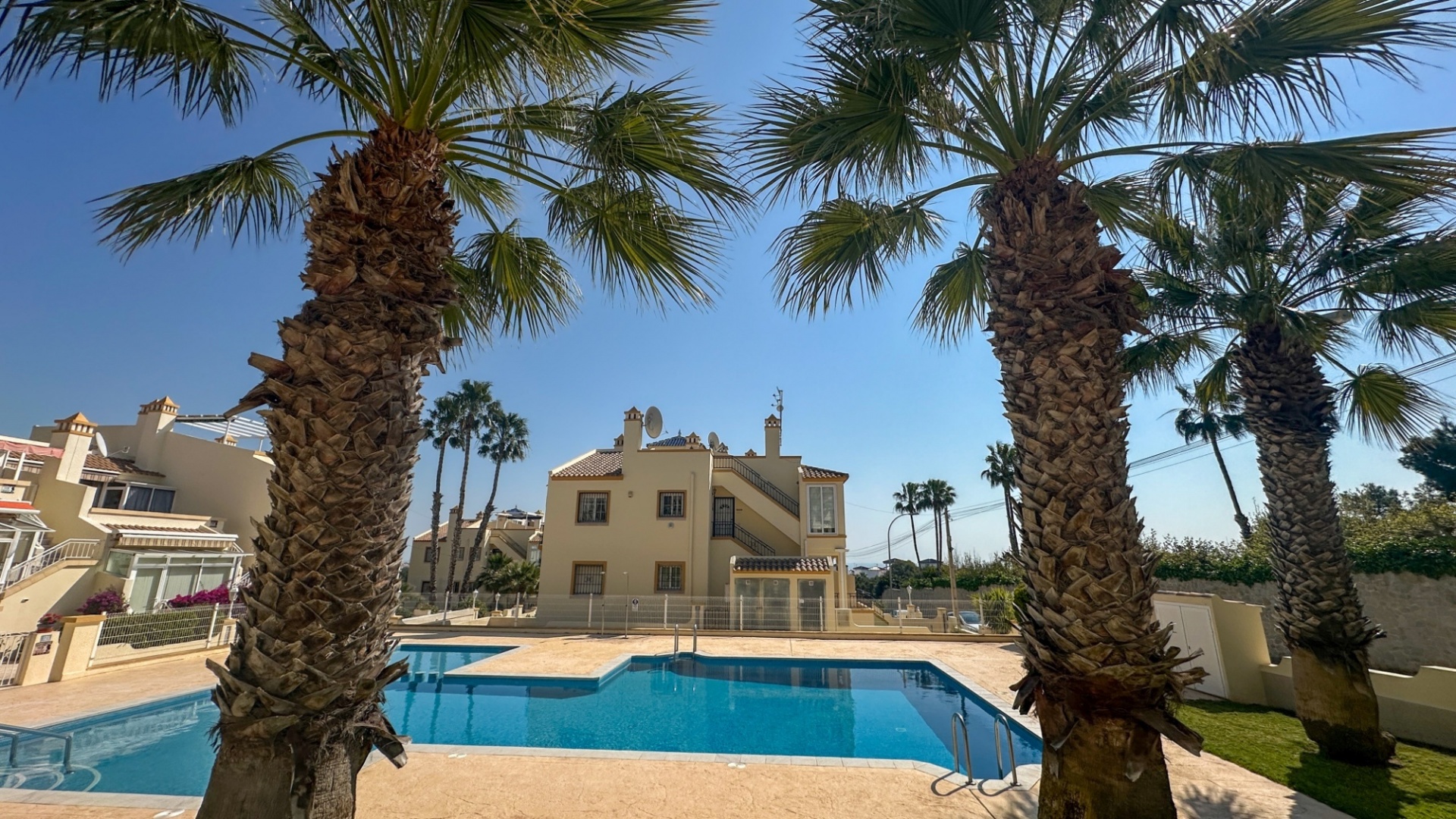 Wiederverkauf - Stadthaus - Villamartin - valencia norte