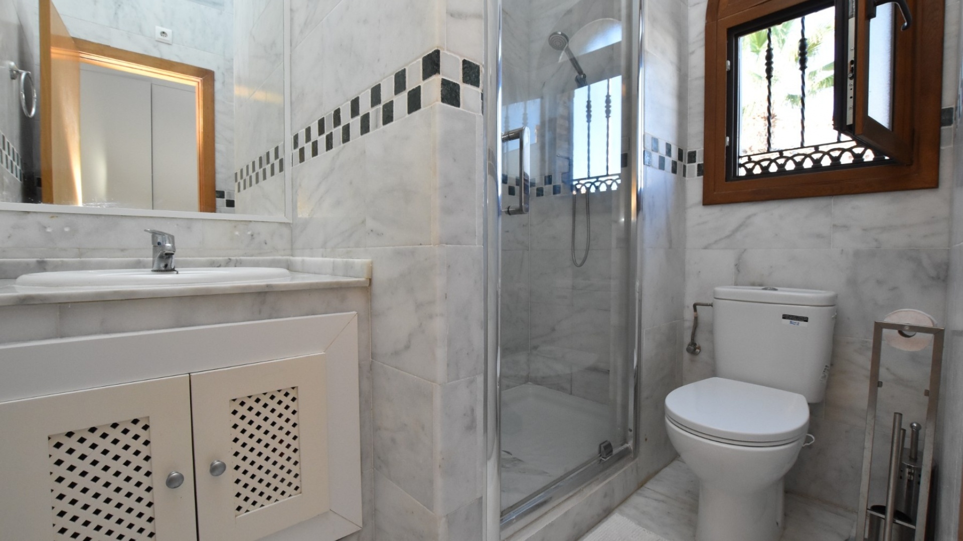 Wiederverkauf - Villa - Algorfa - La Finca Golf Resort