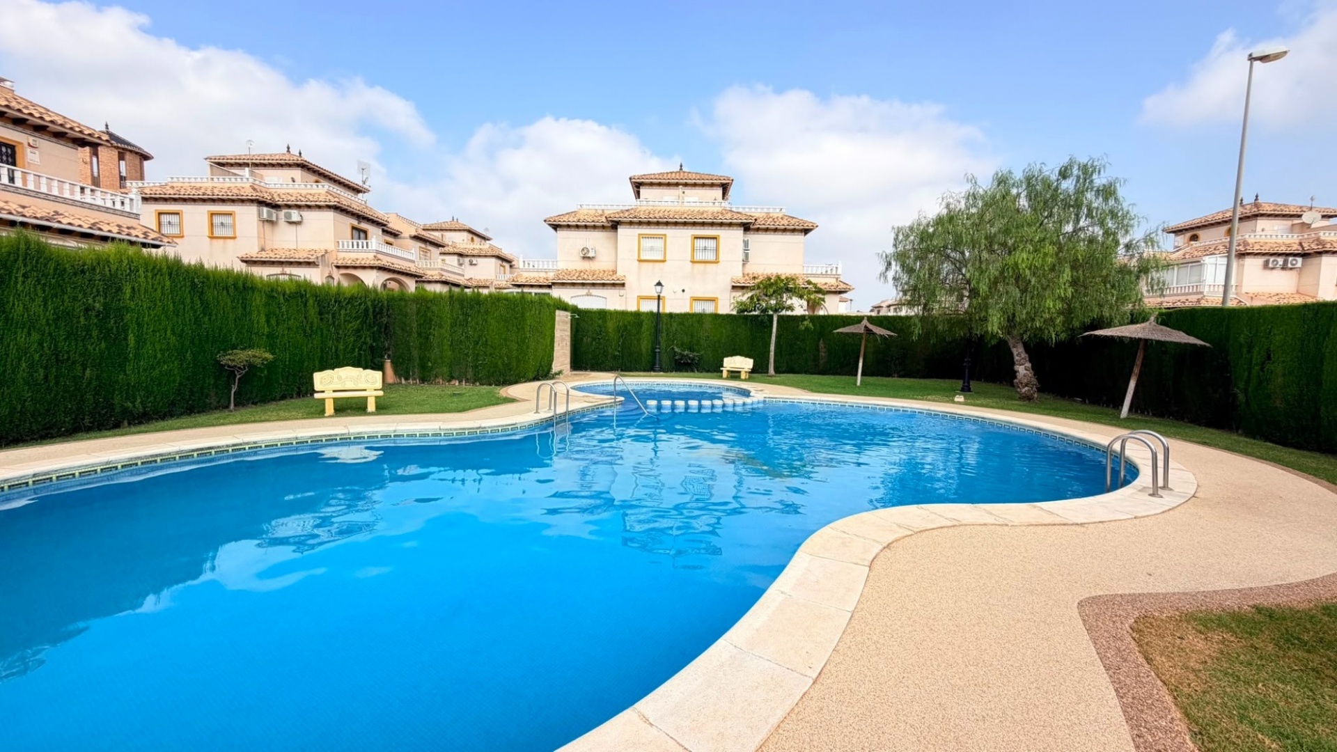 Wiederverkauf - Villa - Cabo Roig - Orihuela Costa