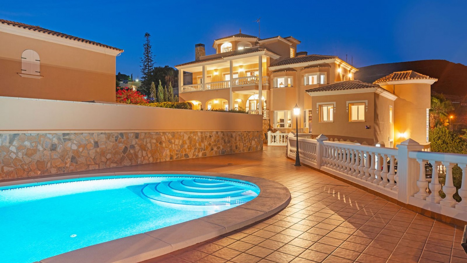 Wiederverkauf - Villa - Campello - El Campello - Campello - El Campello Centro