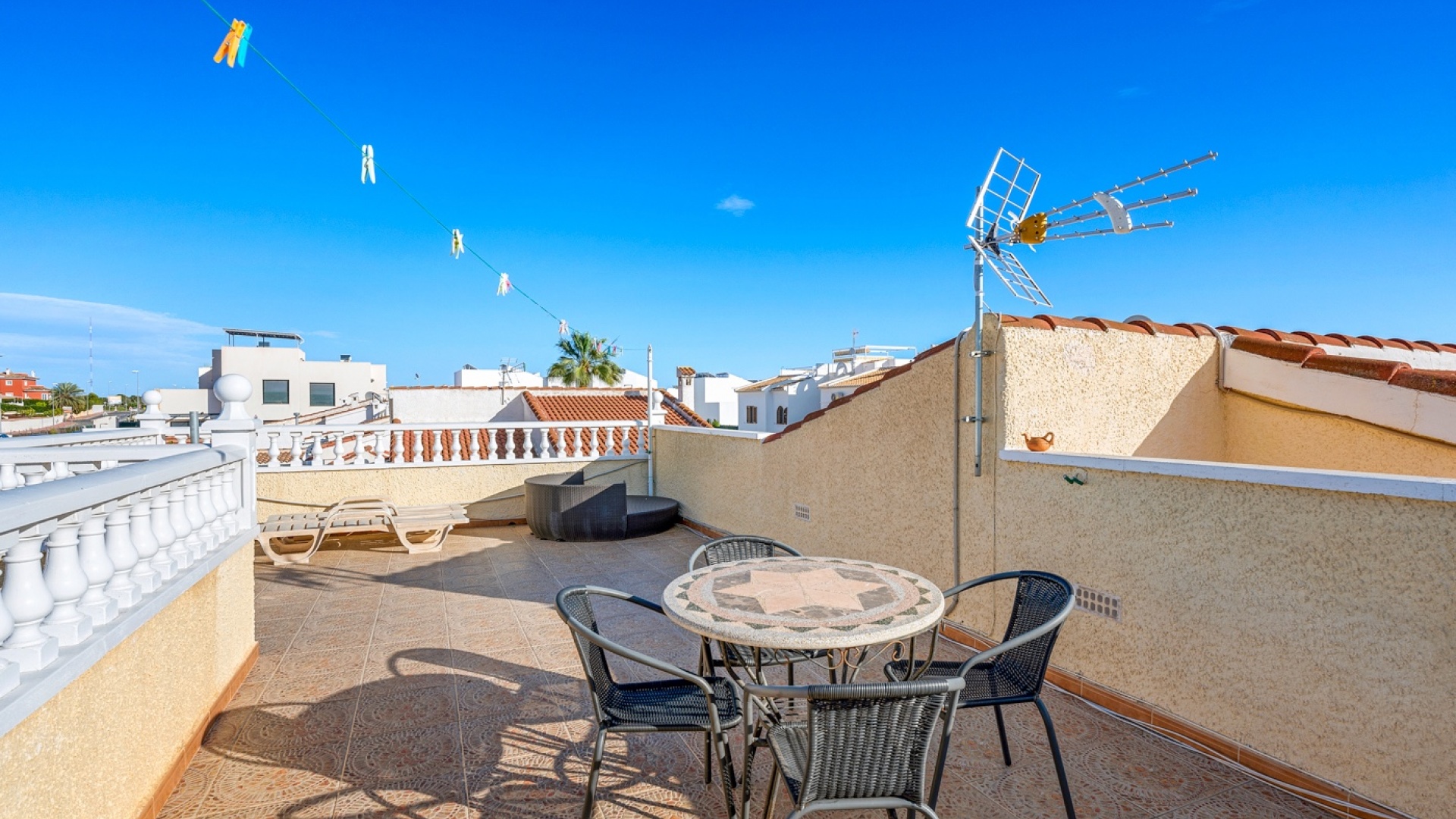 Wiederverkauf - Villa - Ciudad Quesada - Dona Pepa