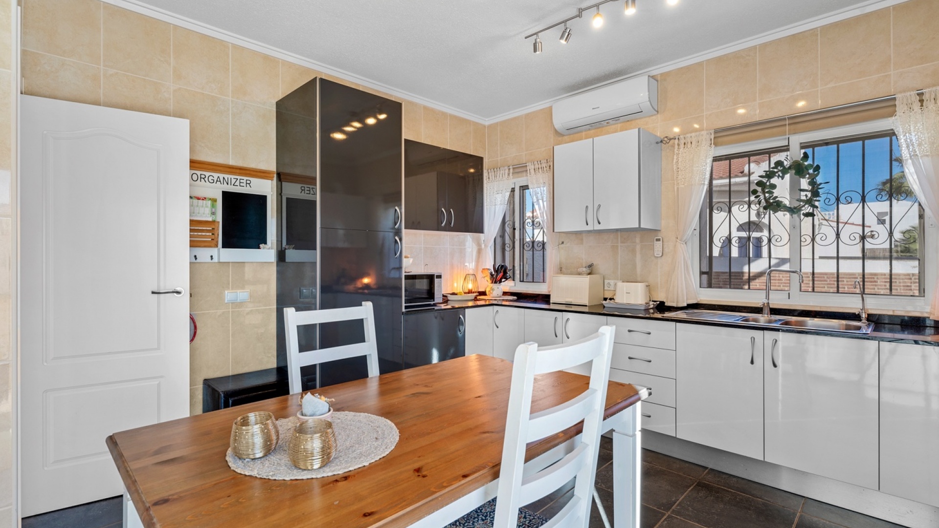 Wiederverkauf - Villa - Ciudad Quesada - Dona Pepa