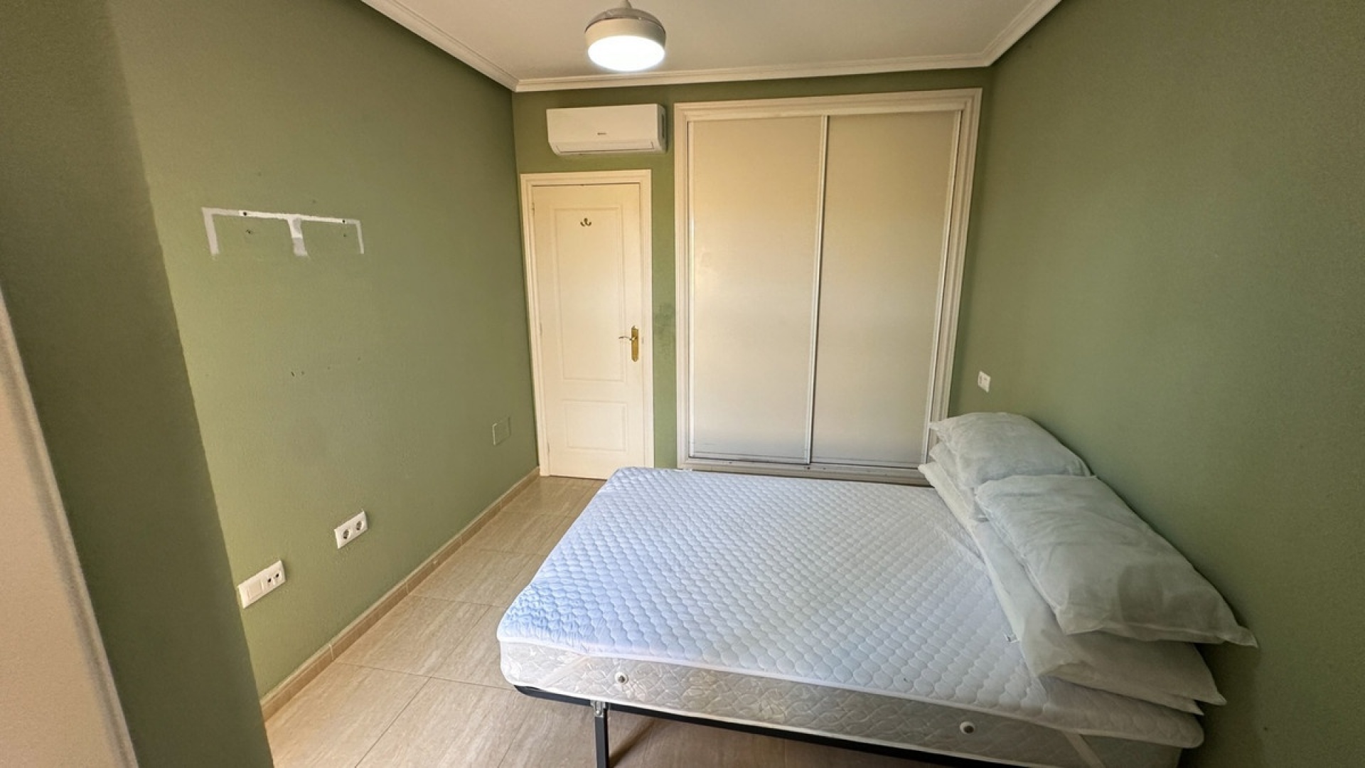 Wiederverkauf - Villa - Daya Nueva - Daya Nueva Centro