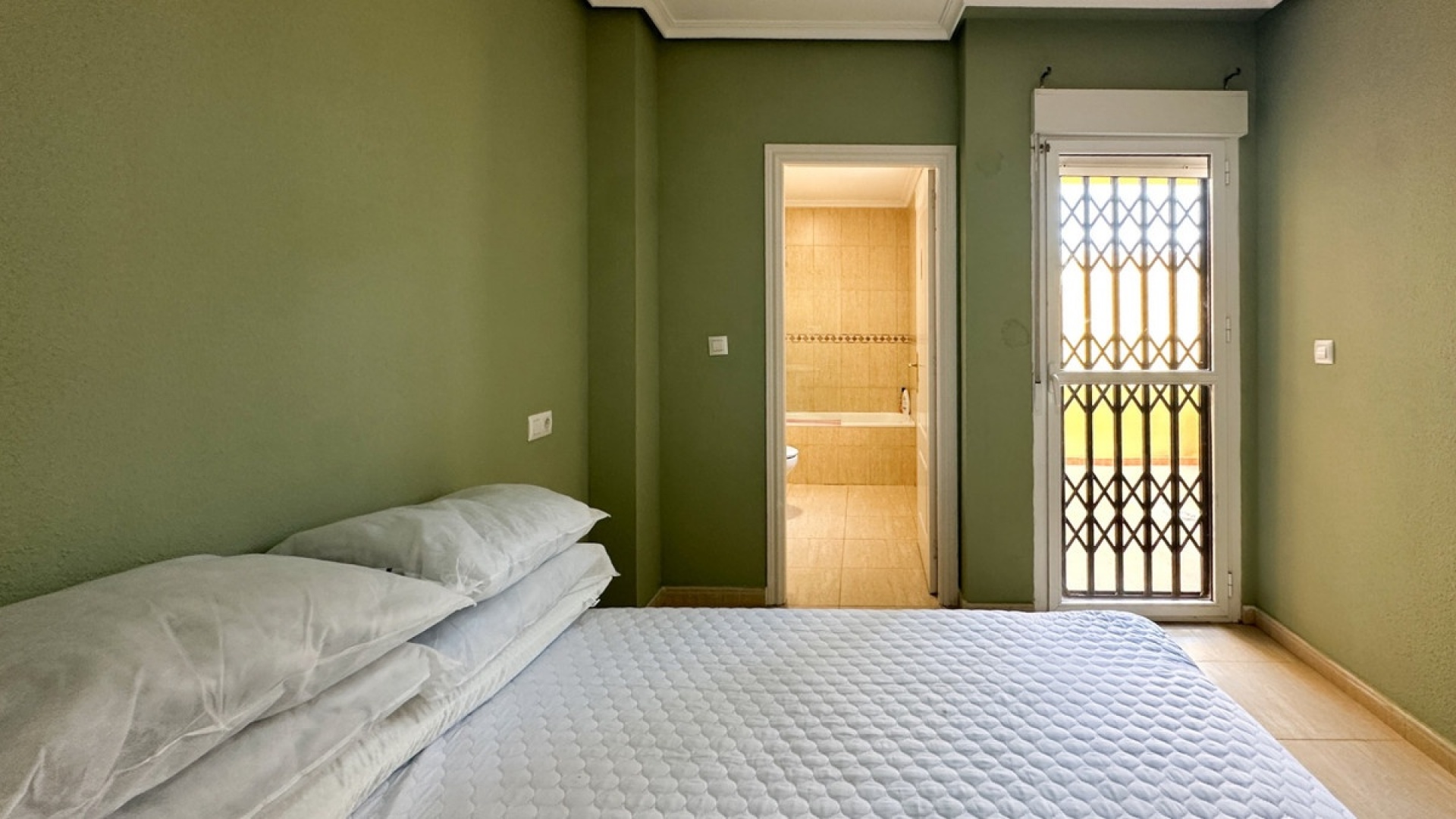 Wiederverkauf - Villa - Daya Nueva - Daya Nueva Centro