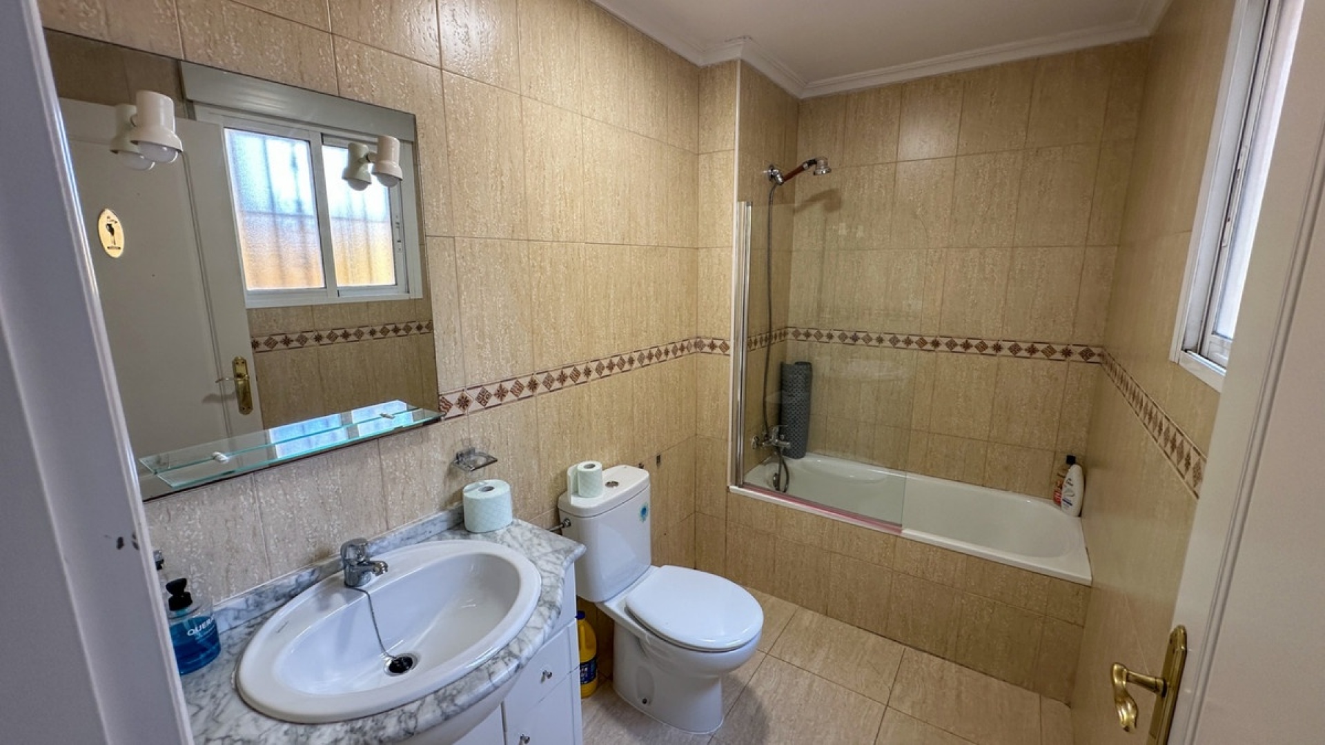 Wiederverkauf - Villa - Daya Nueva - Daya Nueva Centro