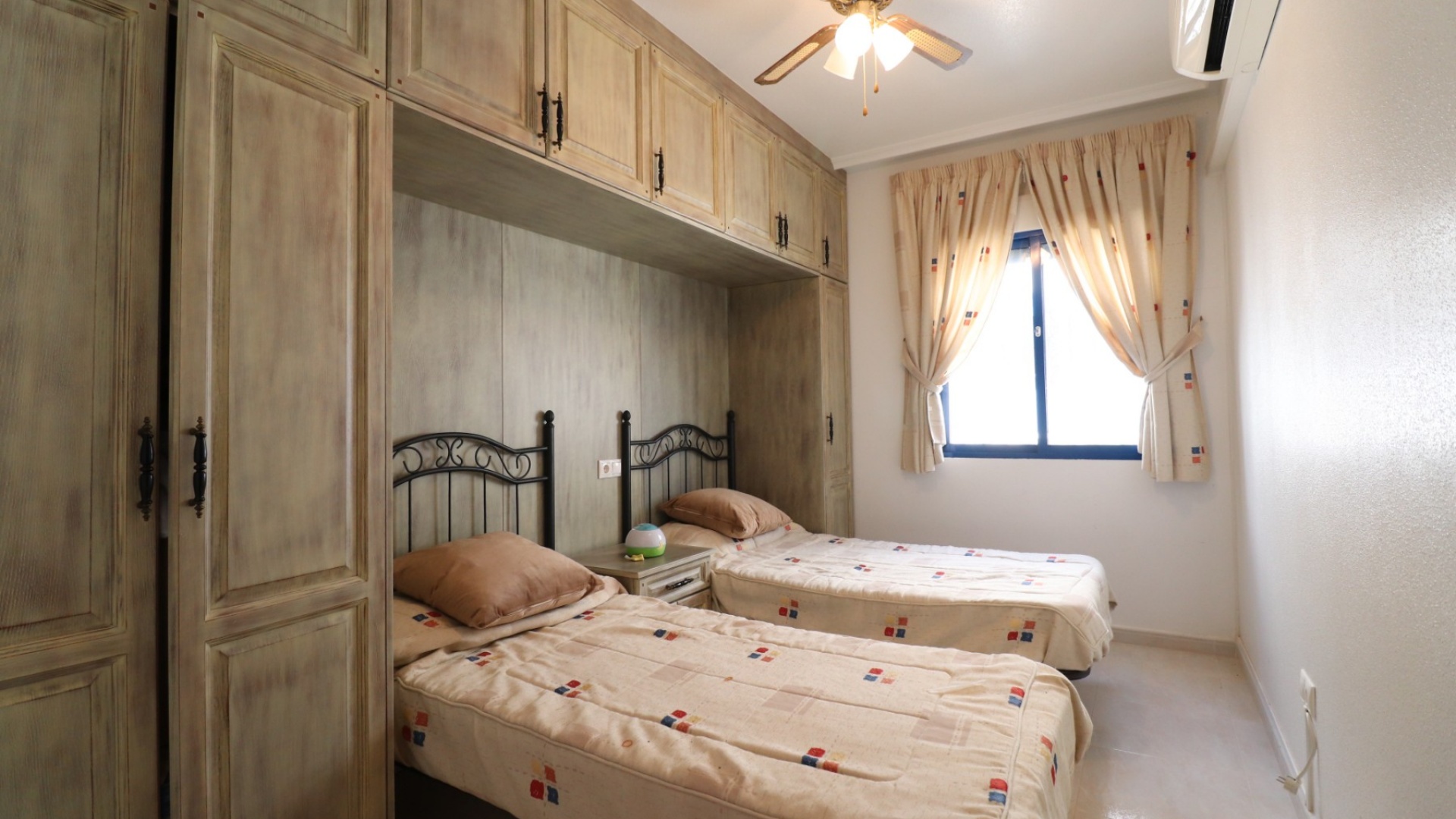 Wiederverkauf - Villa - Daya Vieja - Daya Vieja - Town