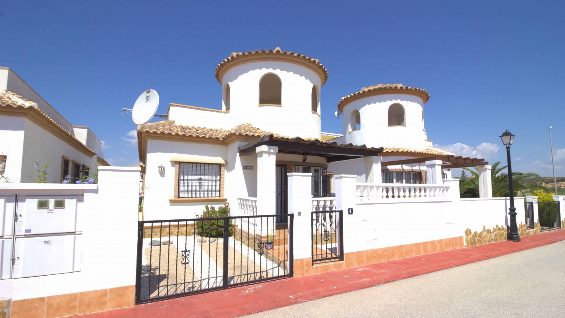 Wiederverkauf - Villa - Guardamar del Segura - El Raso