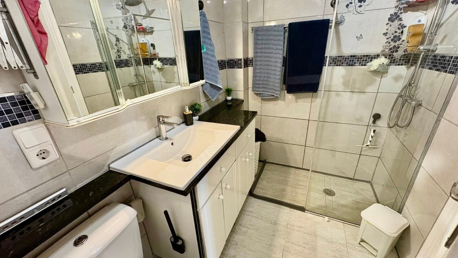 Wiederverkauf - Villa - La Florida  - La Florida