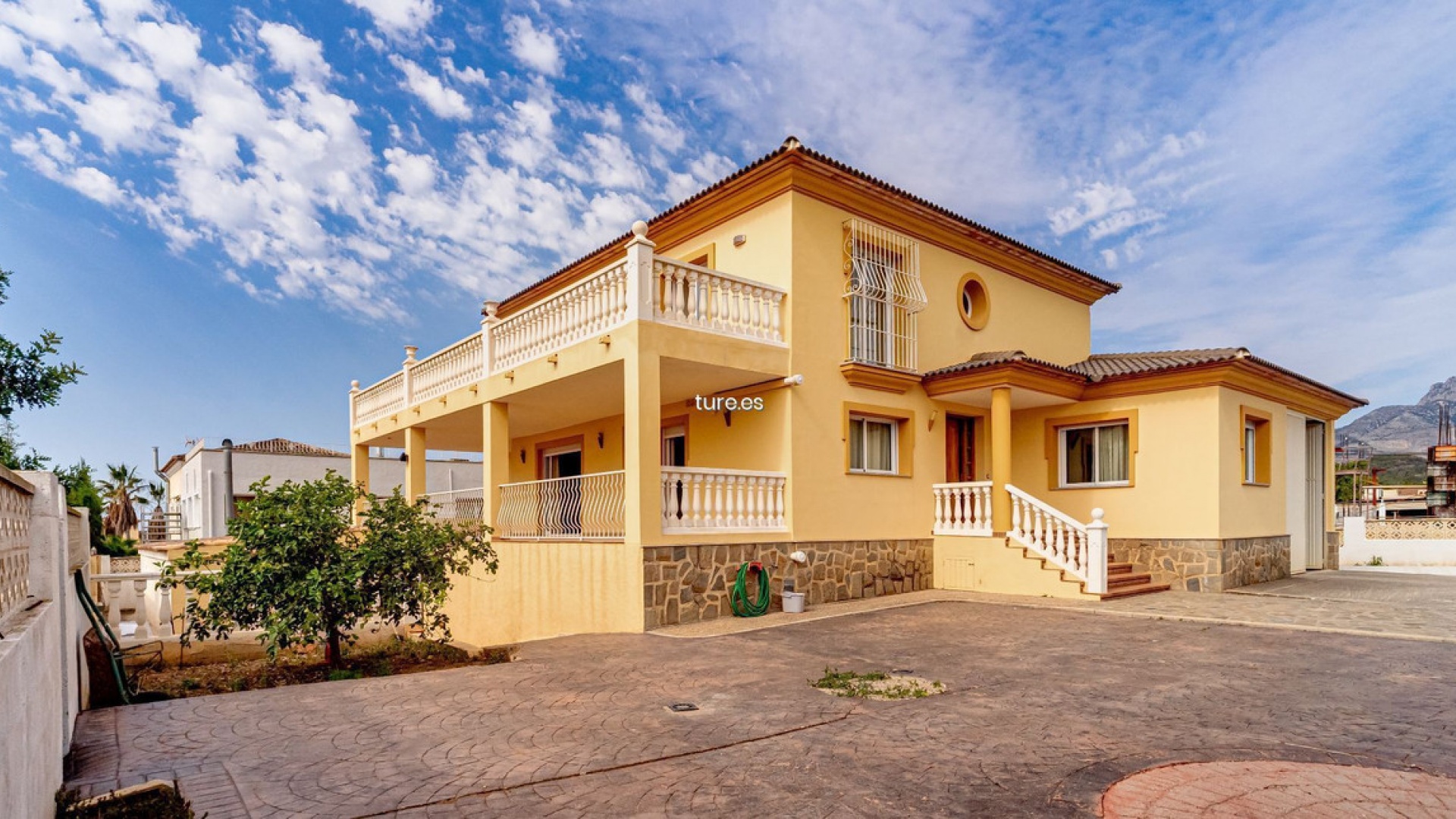 Wiederverkauf - Villa - La Nucia - La Nucia Centro