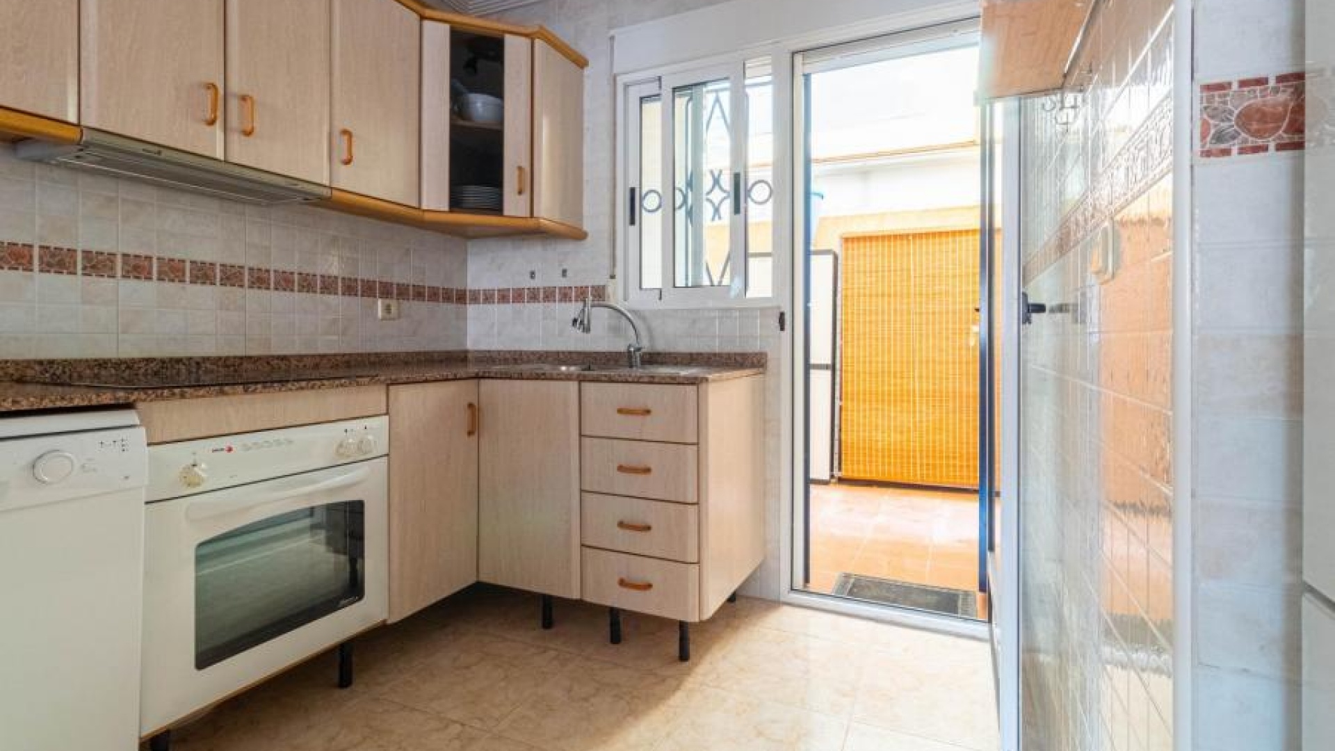 Wiederverkauf - Villa - Los Altos - Res. Don Sancho