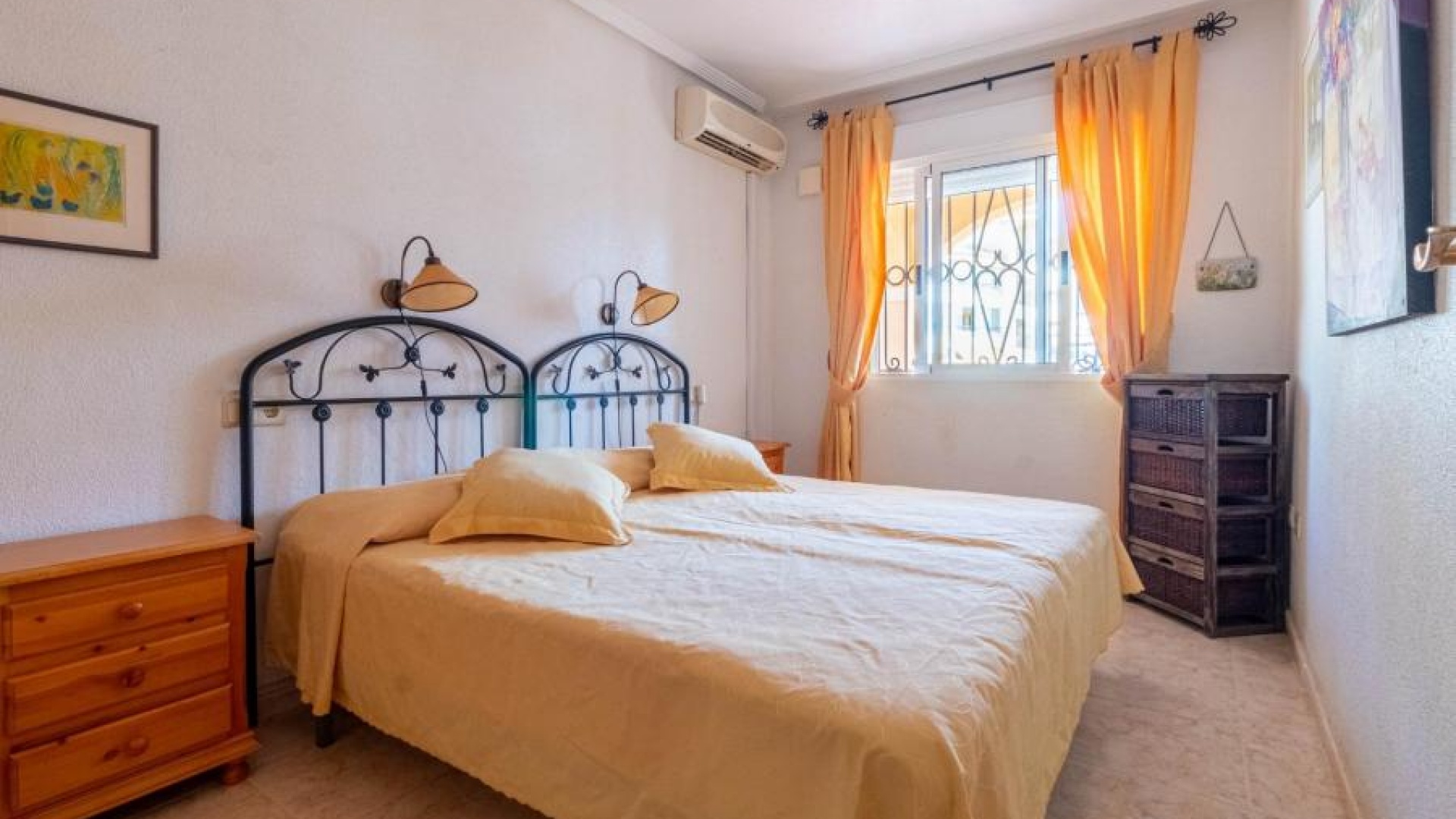 Wiederverkauf - Villa - Los Altos - Res. Don Sancho