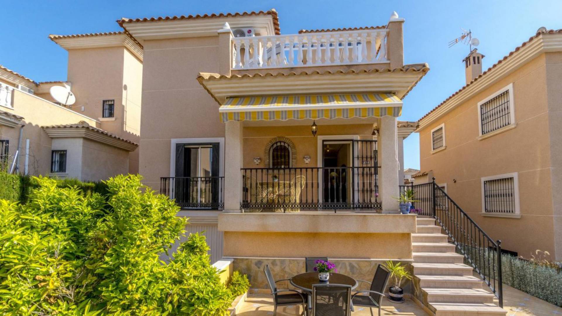 Wiederverkauf - Villa - Los Altos - royal park