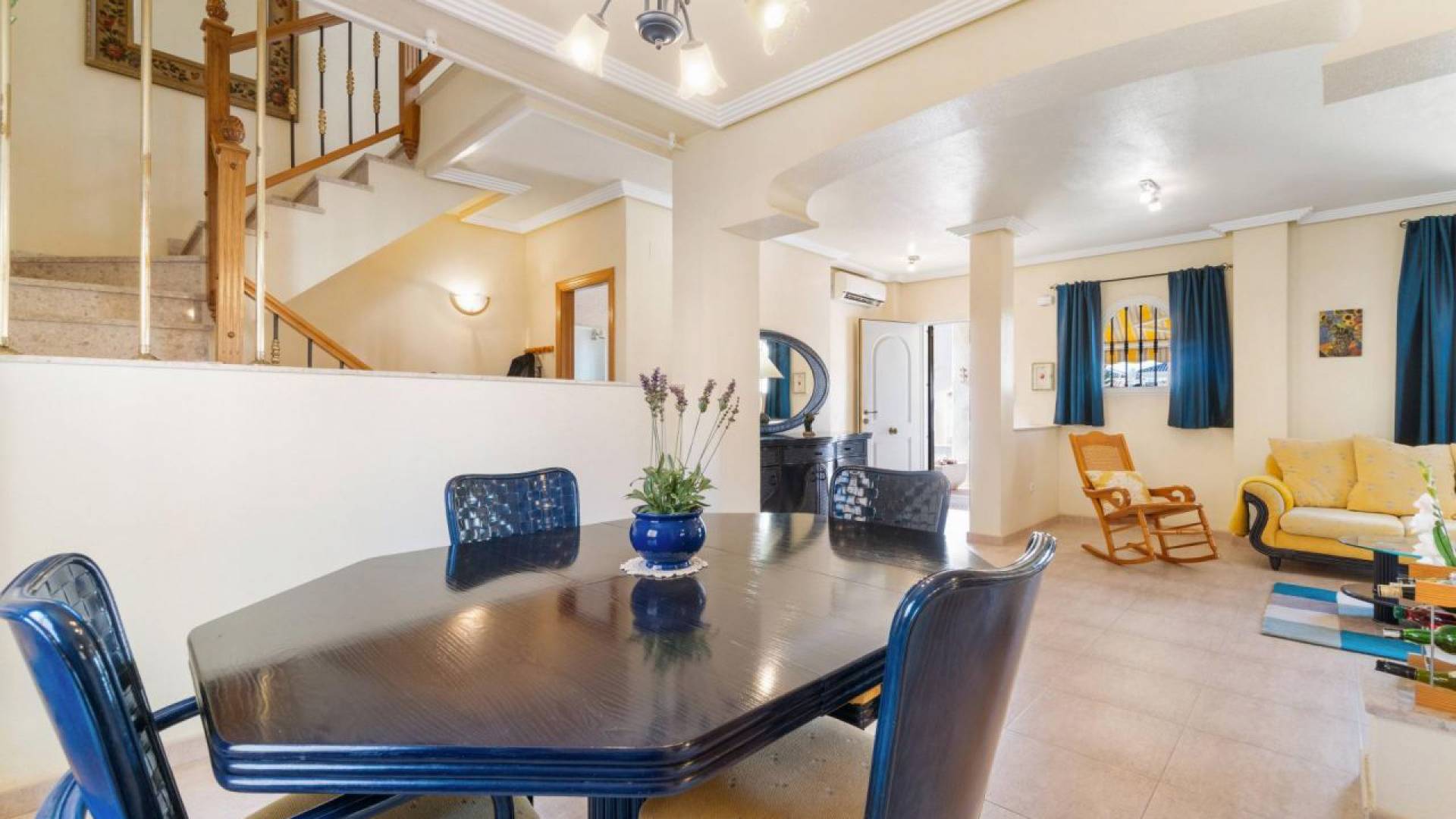 Wiederverkauf - Villa - Los Altos - royal park