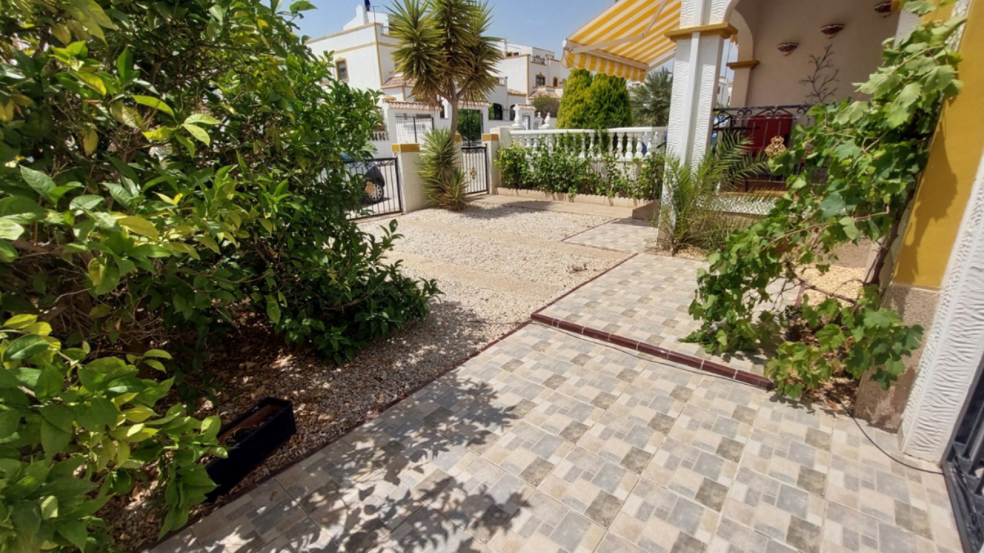 Wiederverkauf - Villa - Los Montesinos - entre naranjos