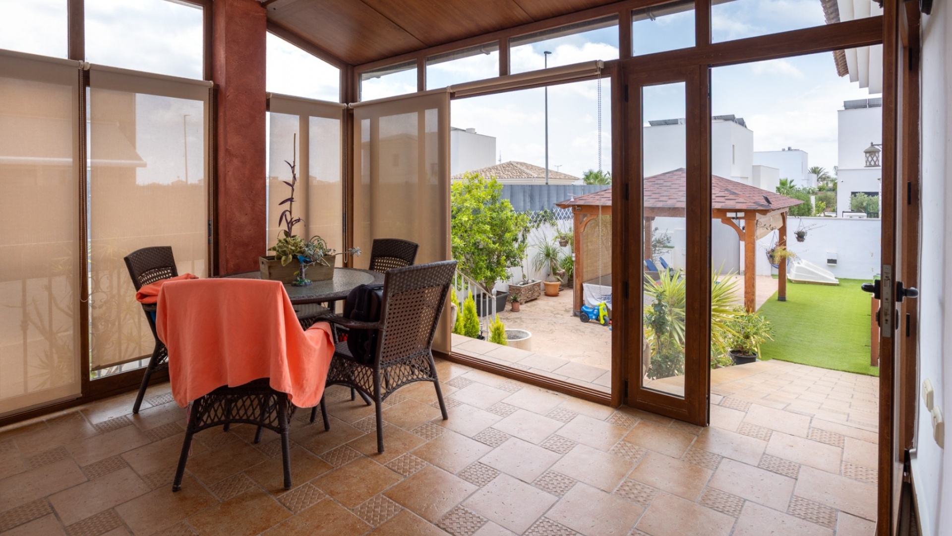 Wiederverkauf - Villa - Los Montesinos - La Herrada