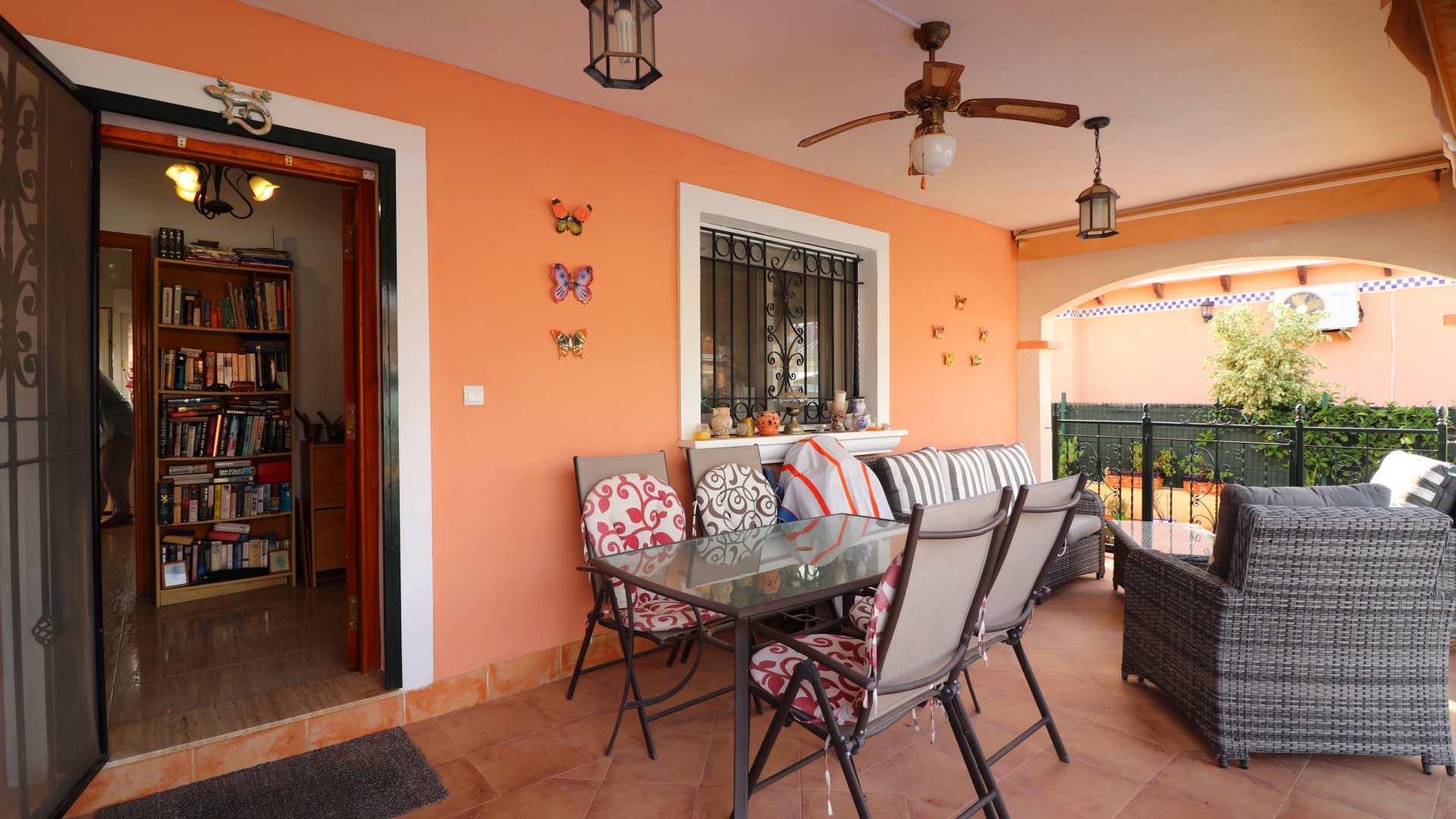 Wiederverkauf - Villa - Los Montesinos - La Herrada