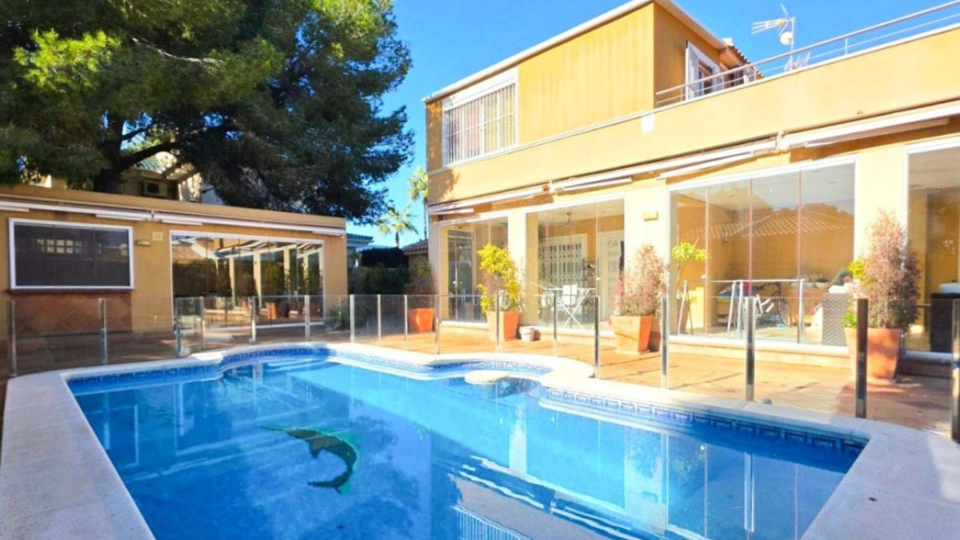 Wiederverkauf - Villa - Orihuela - Campoamor